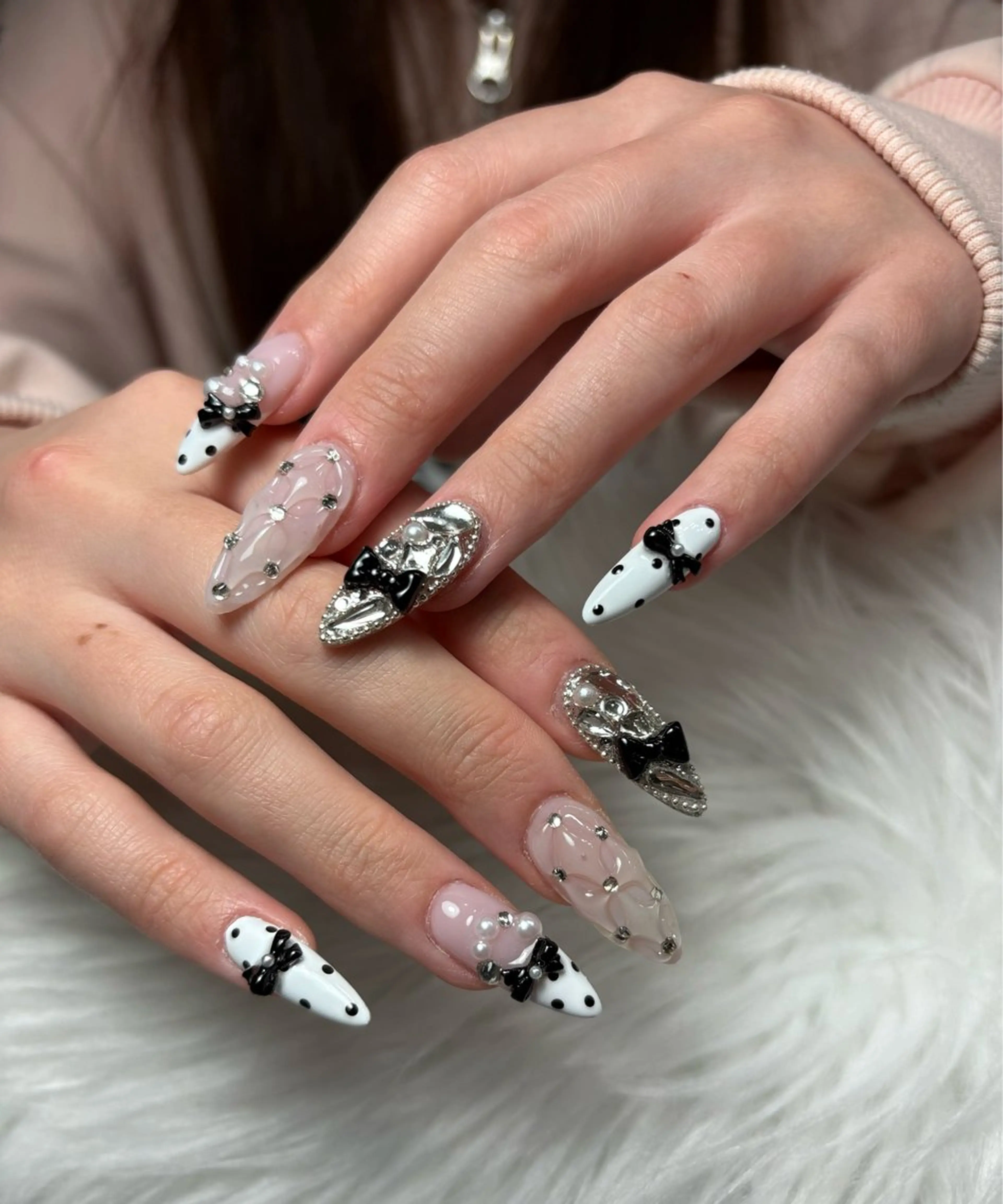 ネイル アートネイル 長さ出し ジェルネイル マグネットネイル ニュアンスネイル なな_ CloudyChanのネイルデザイン