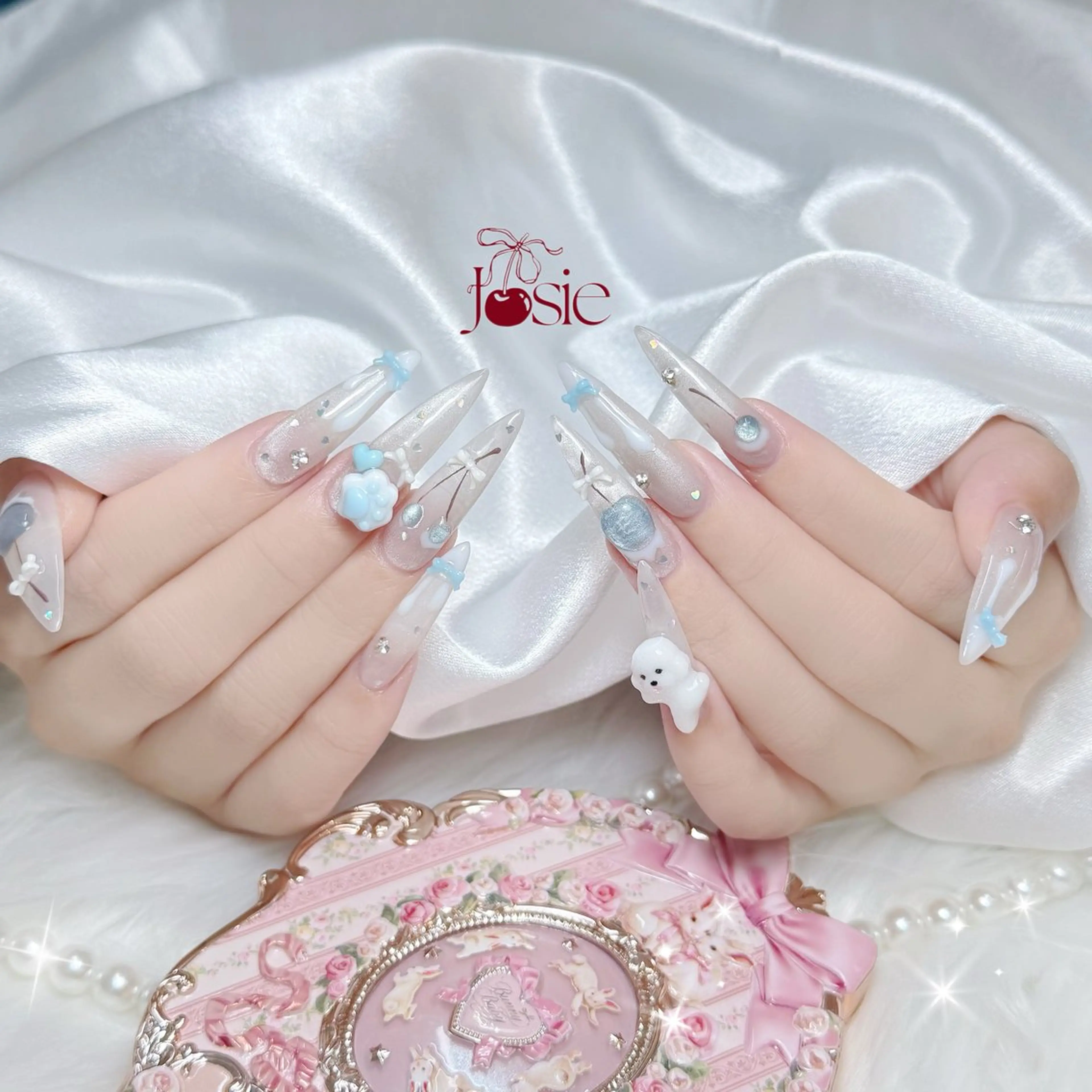 ネイル キラキラネイル 韓国ネイル ロングネイル ワンホンネイル ハンドネイル Josie nail salonのネイルデザイン
