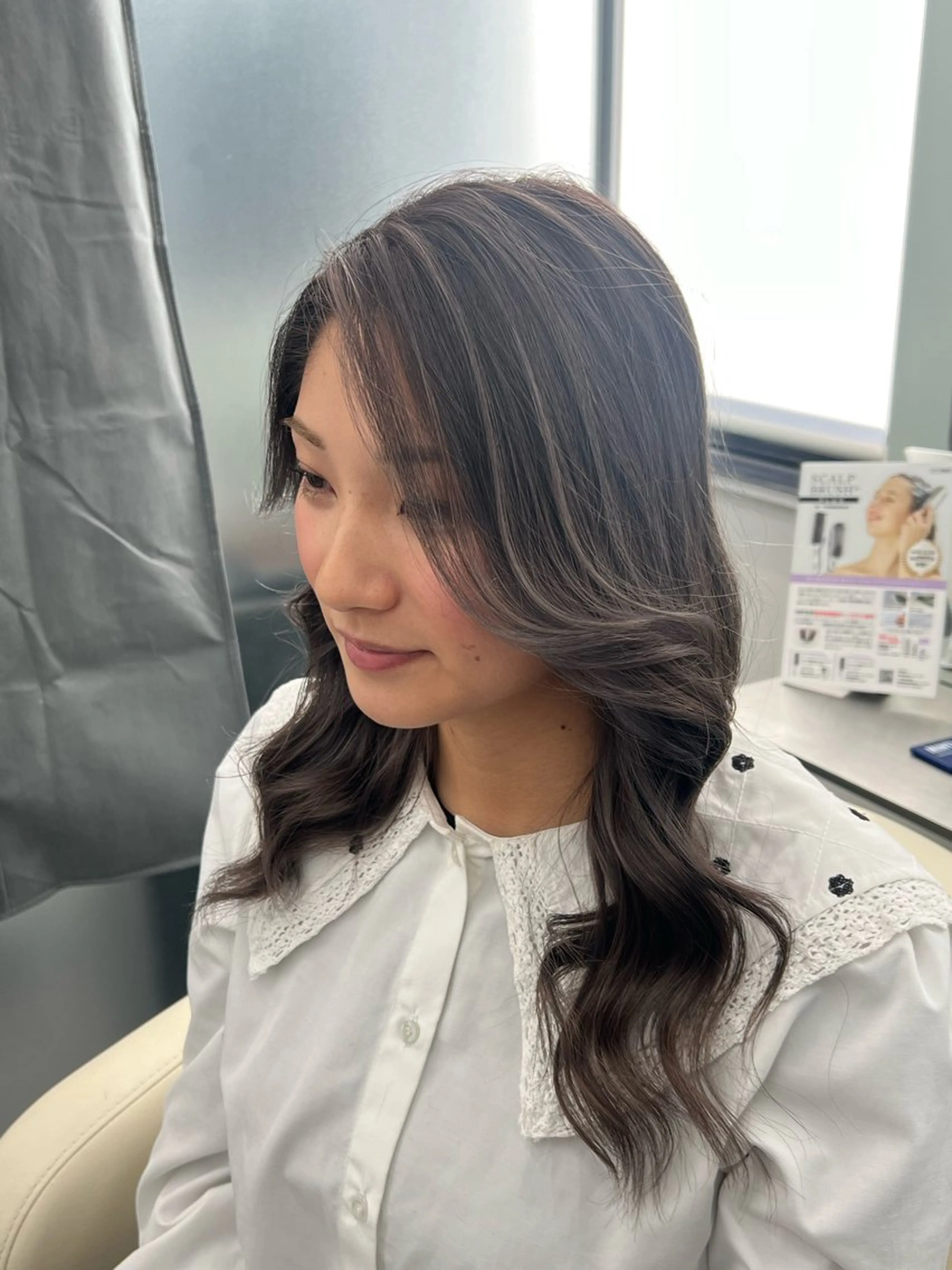 セミロング 難波/ハイトーン 🦋AOI🦋のヘアスタイル