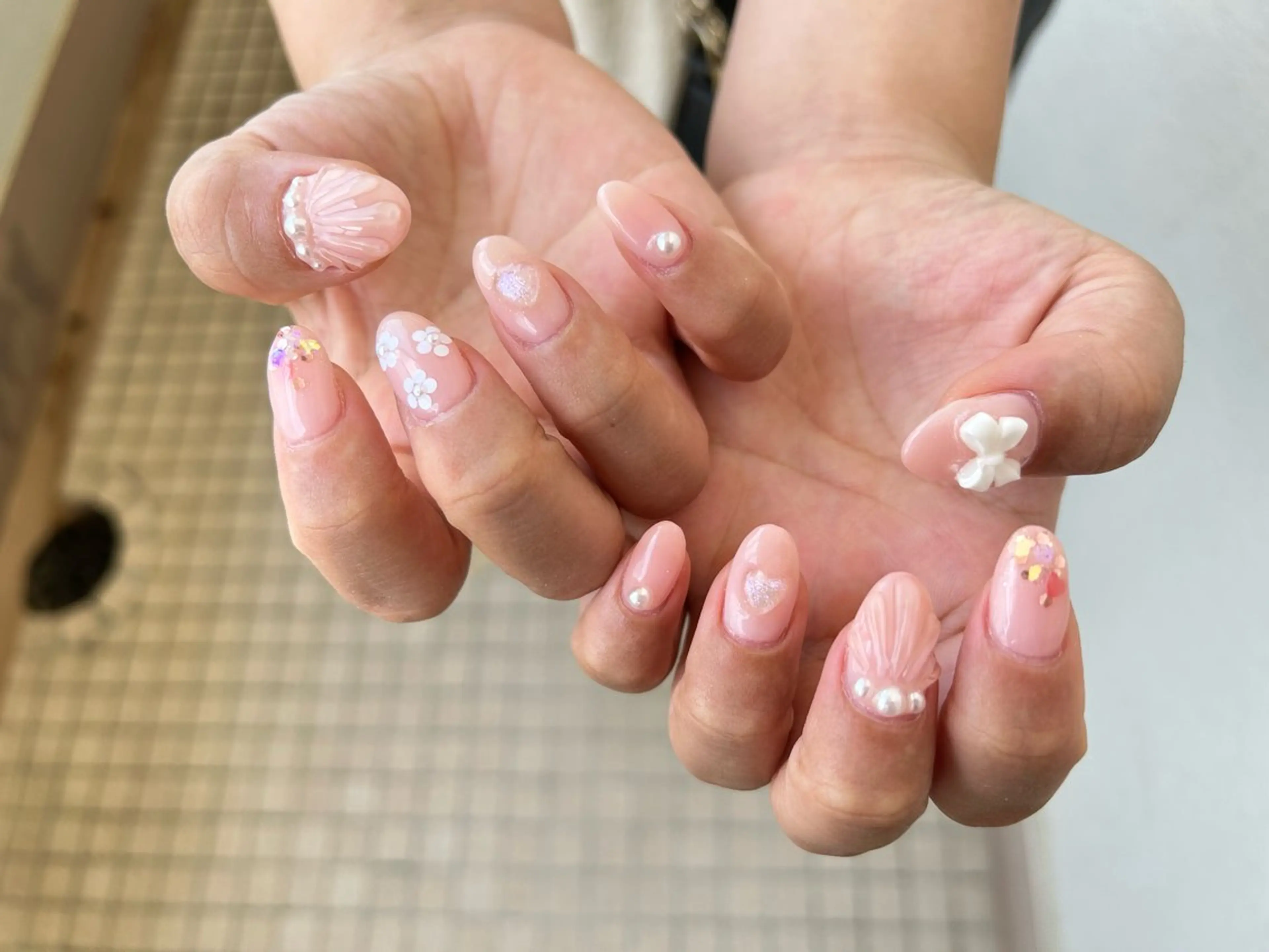 ネイル ハンドネイル フットネイル ✴︎ Delightのネイルデザイン