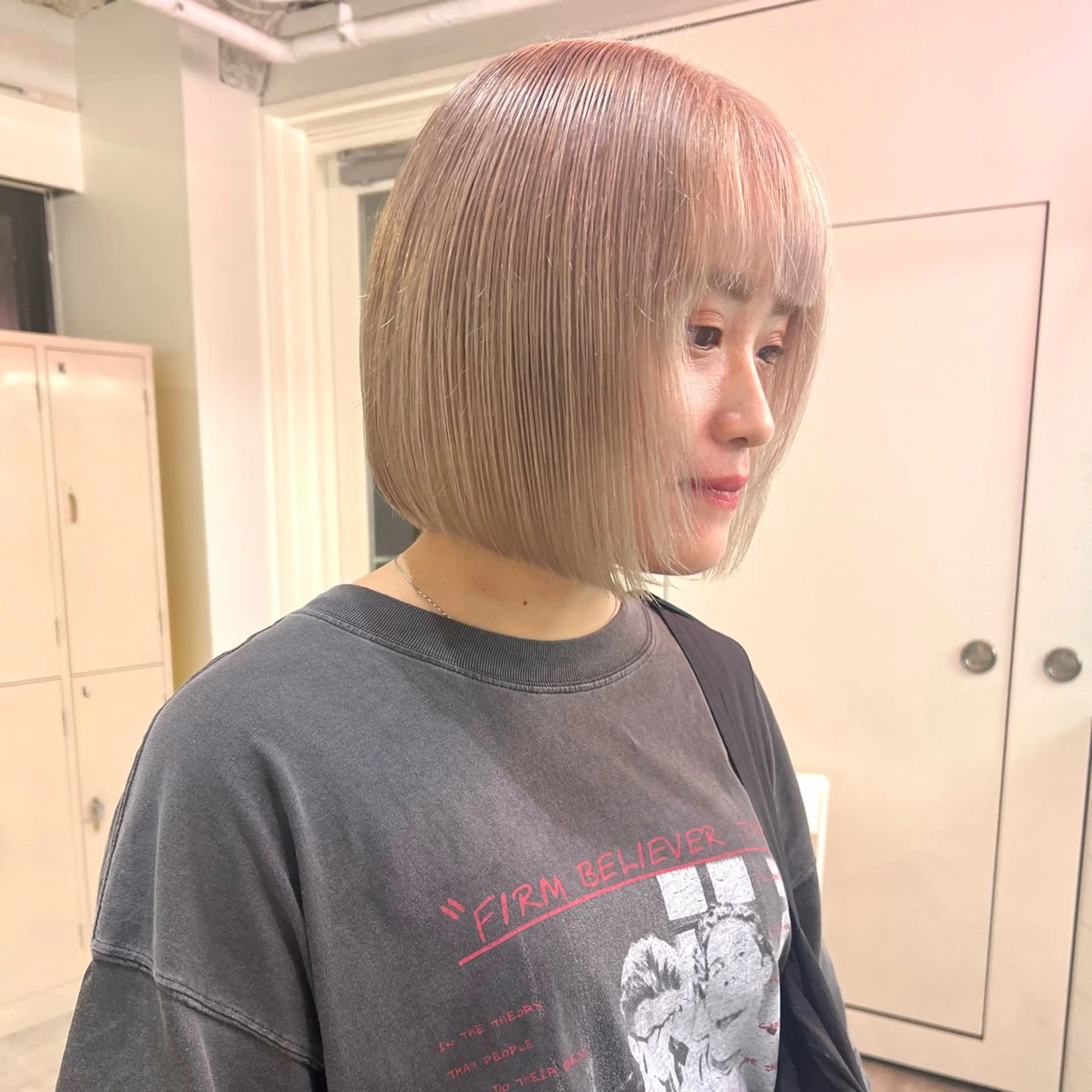 ショート カラー ヘアアレンジ メンズ キッズ 🧨ブリーチー×ボブ レイヤー💎じゅえるのヘアスタイル