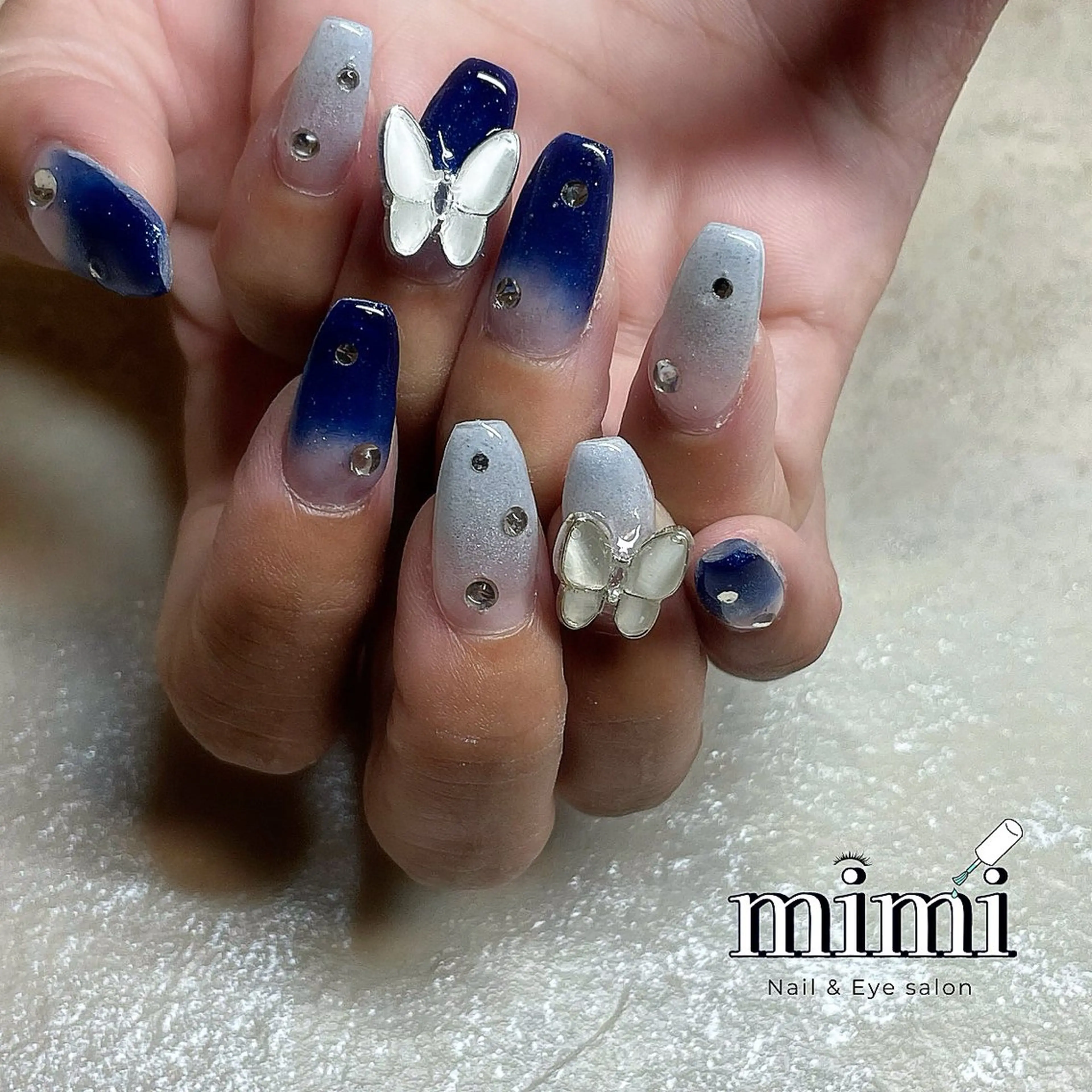 ネイル アートネイル ブルー 長さ出し ロングネイル ハンドネイル Nail&Eye Ruruのネイルデザイン