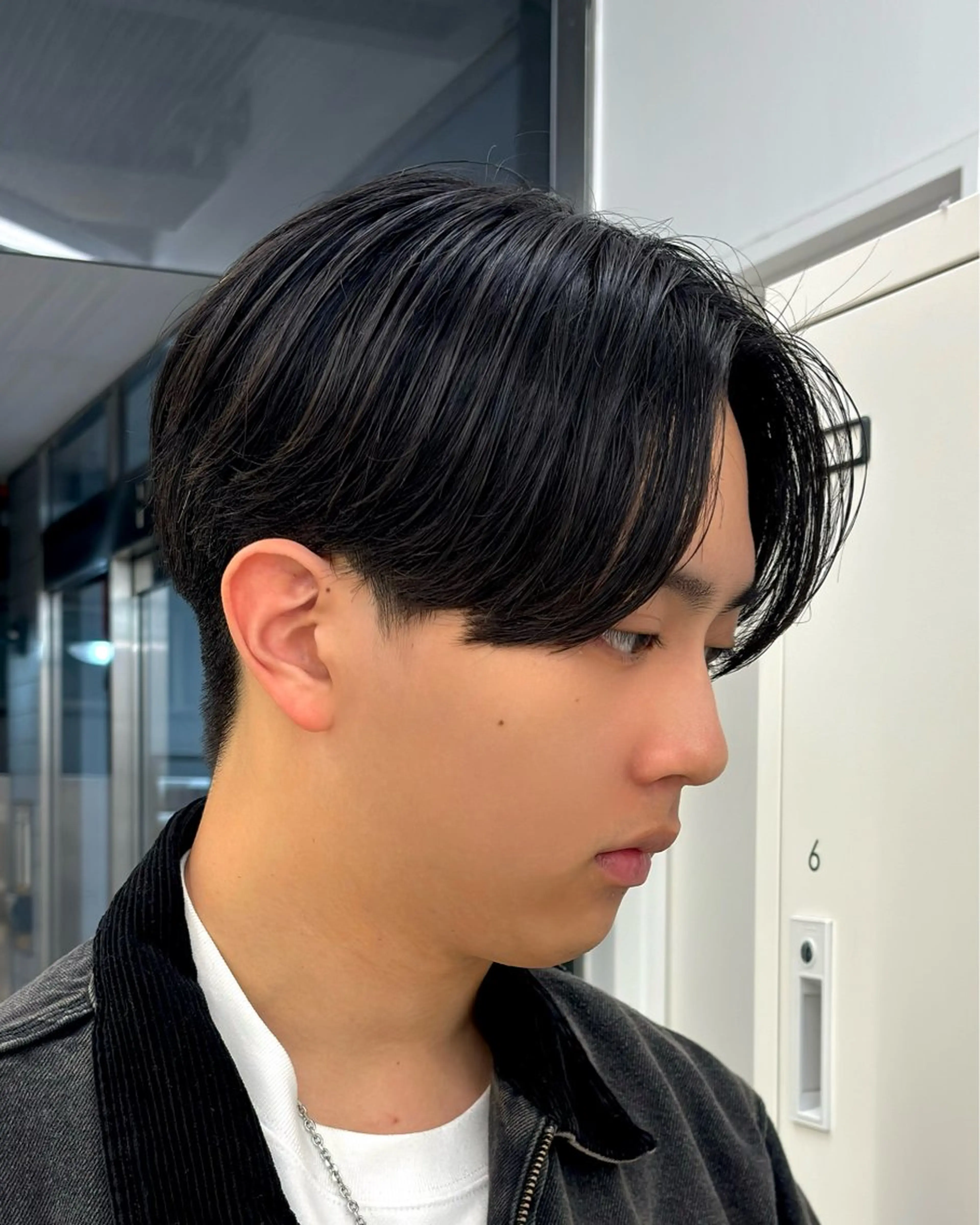 ショート カラー パーマ メンズ センターパート メンズパーマ ニュアンスパーマ 森龍馬 メンズ専門美容師のヘアスタイル