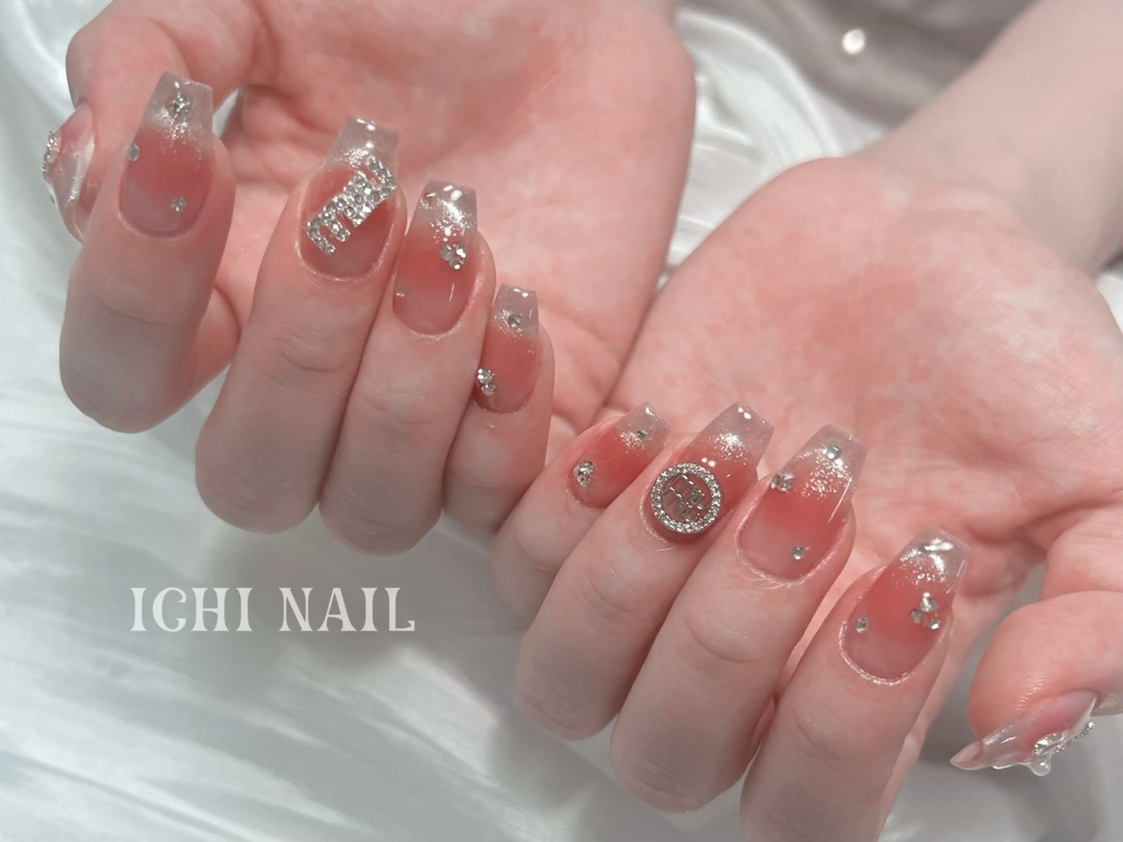 ネイル ハンドネイル 🧚🏻‍♀️ NOHA🎀のネイルデザイン