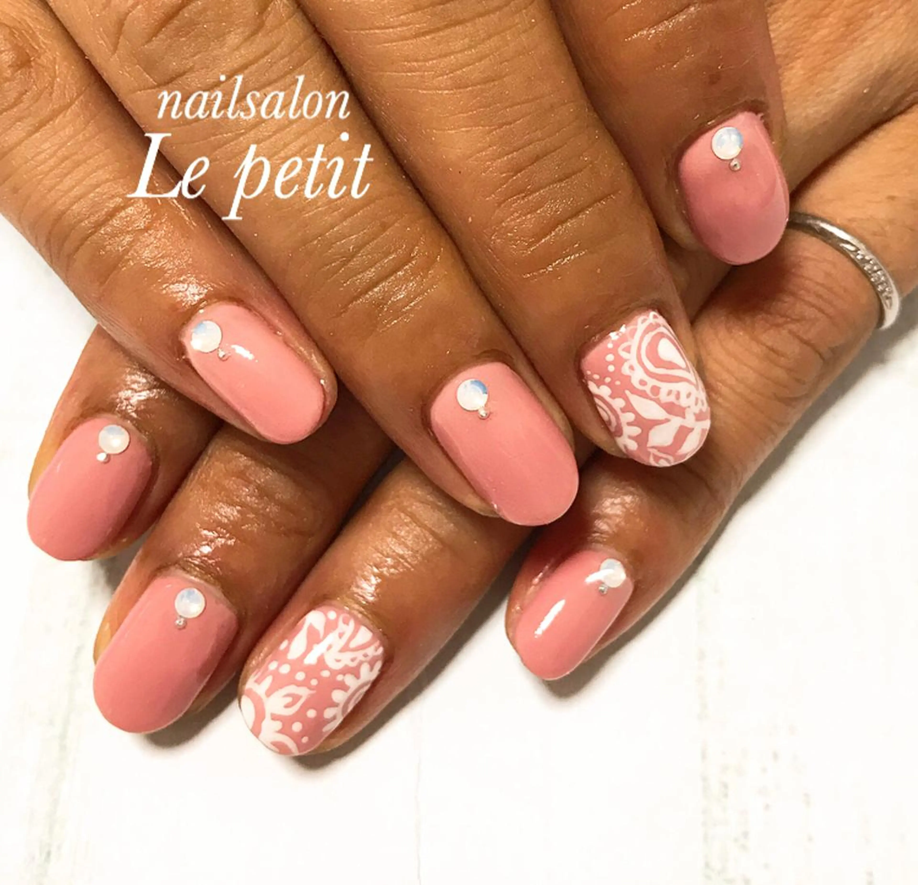 ネイル 石野 広佳のネイルデザイン