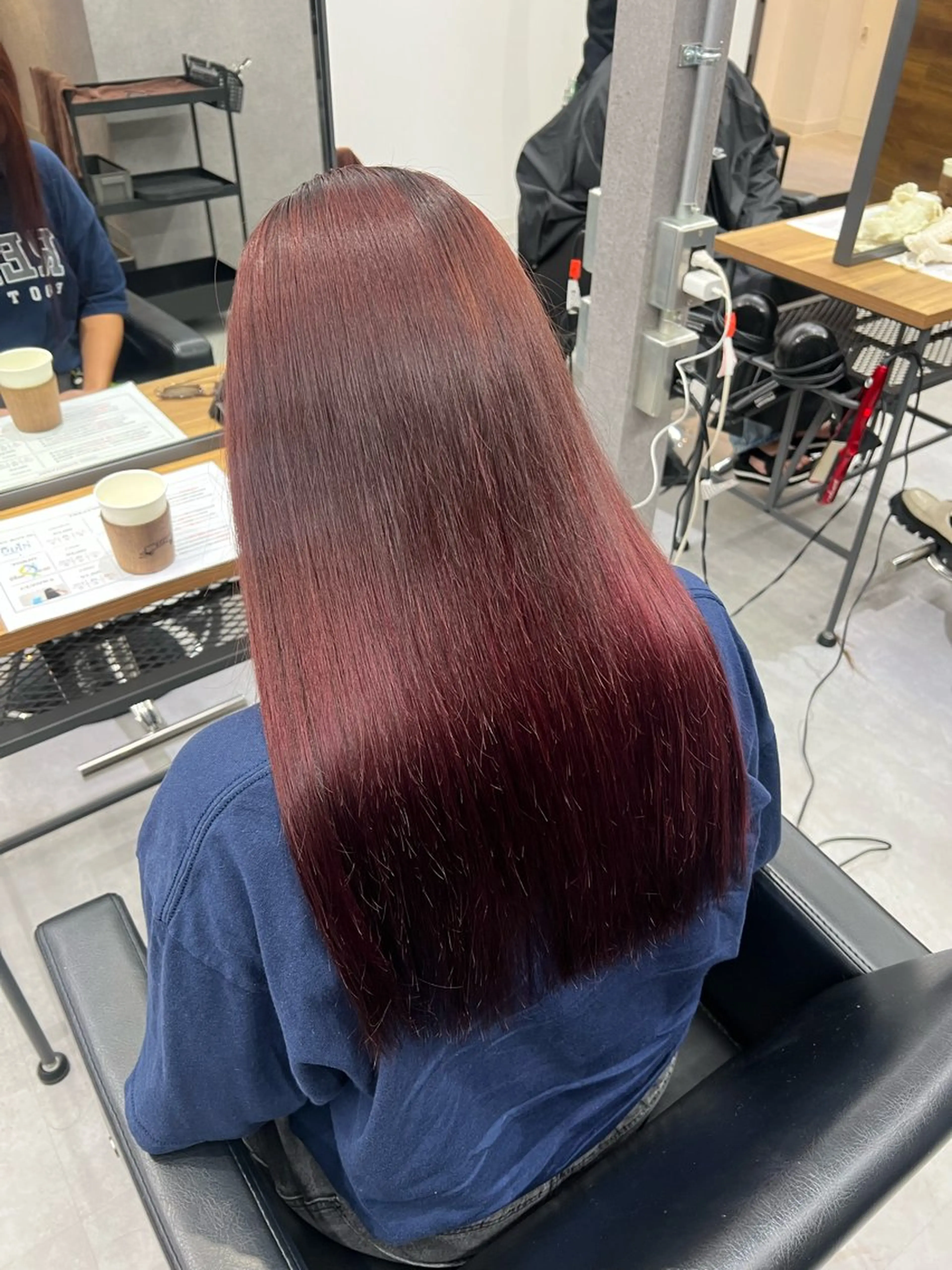 ロング カラー 透明感カラー ピンクカラー レッドカラー ショート/ウルフ カットモデル募集のヘアスタイル