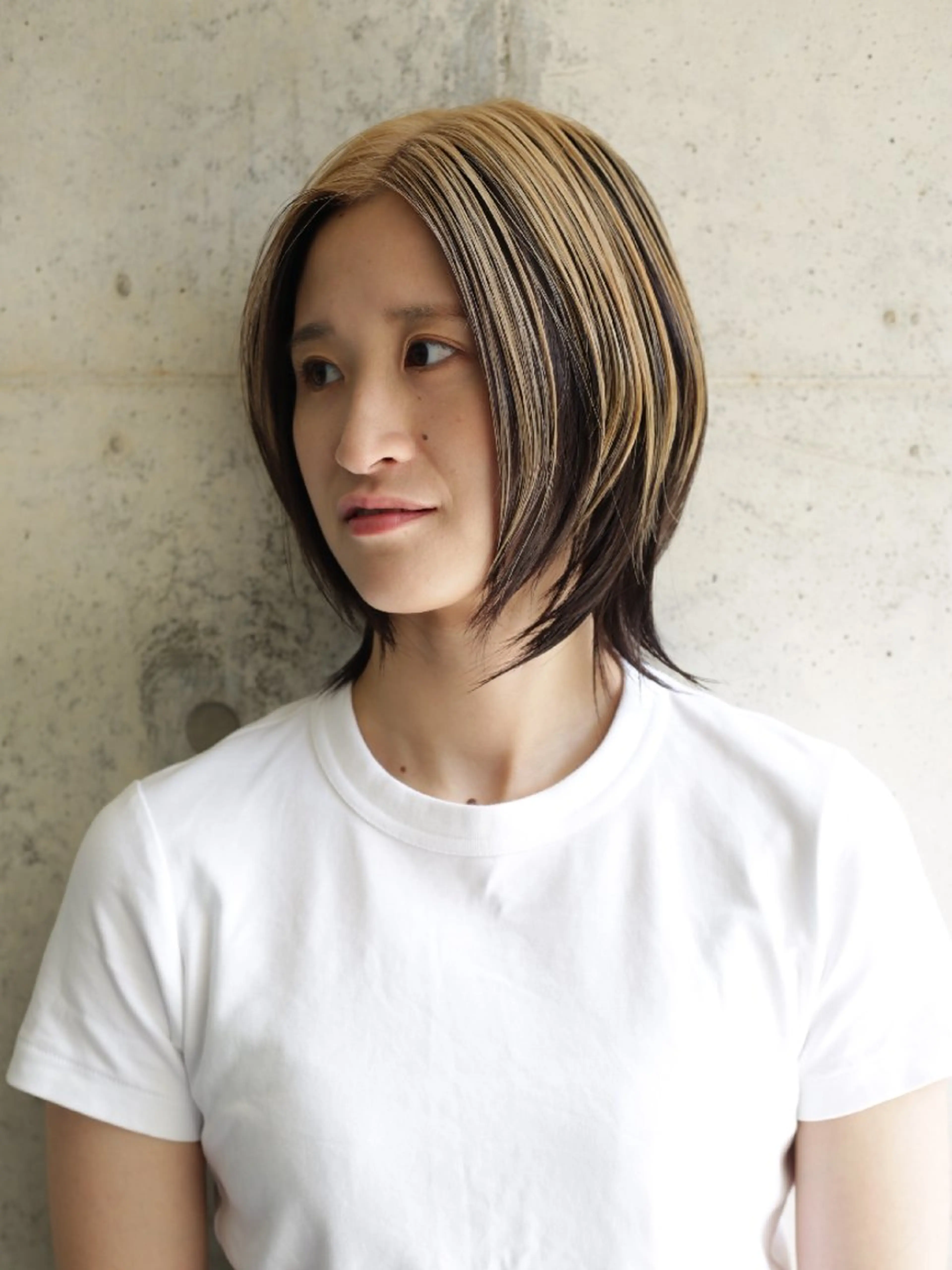 セミロング カラー ブリーチ 筒井 昭秀のヘアスタイル