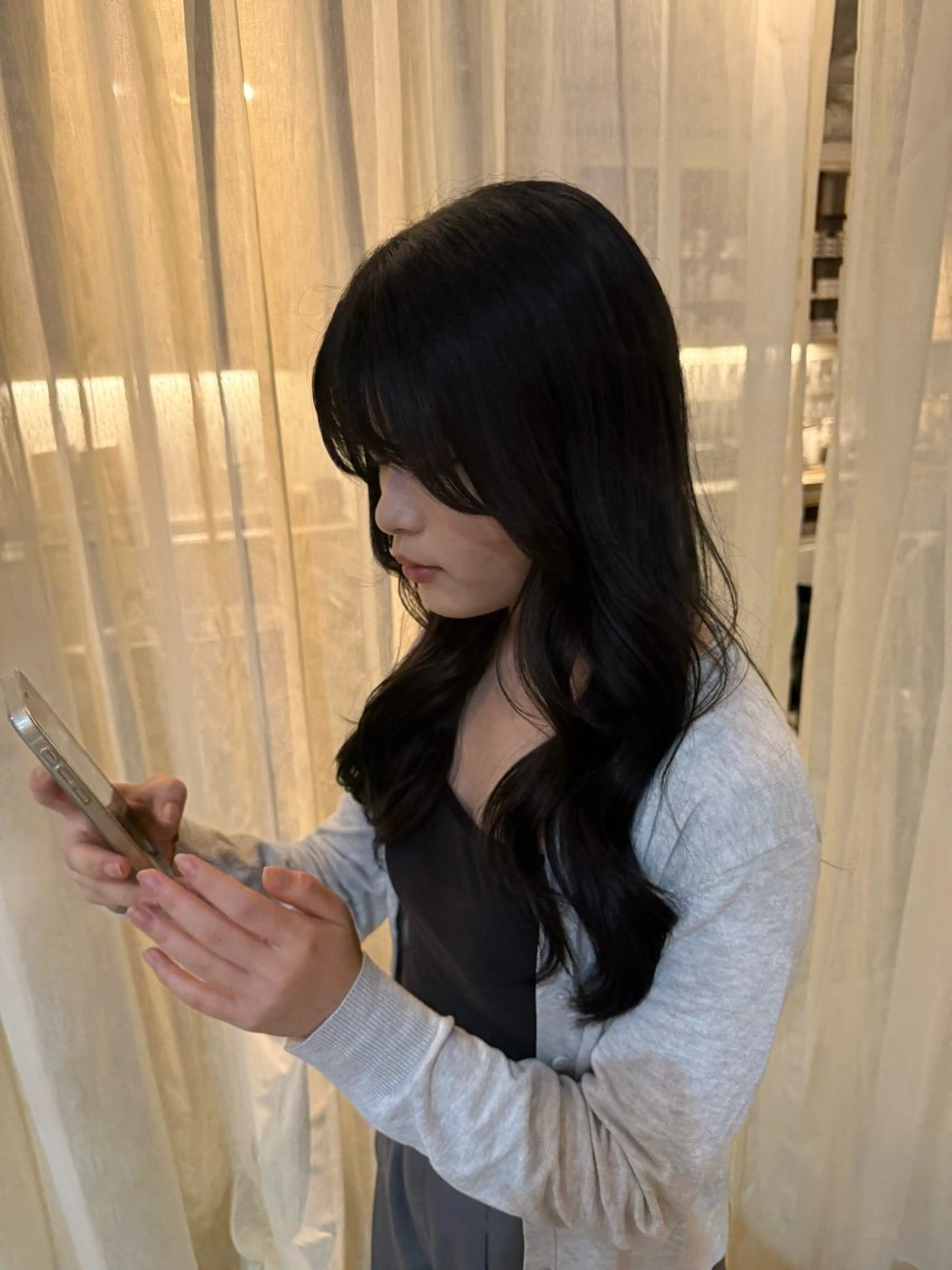 ロング 藤原 百花のヘアスタイル