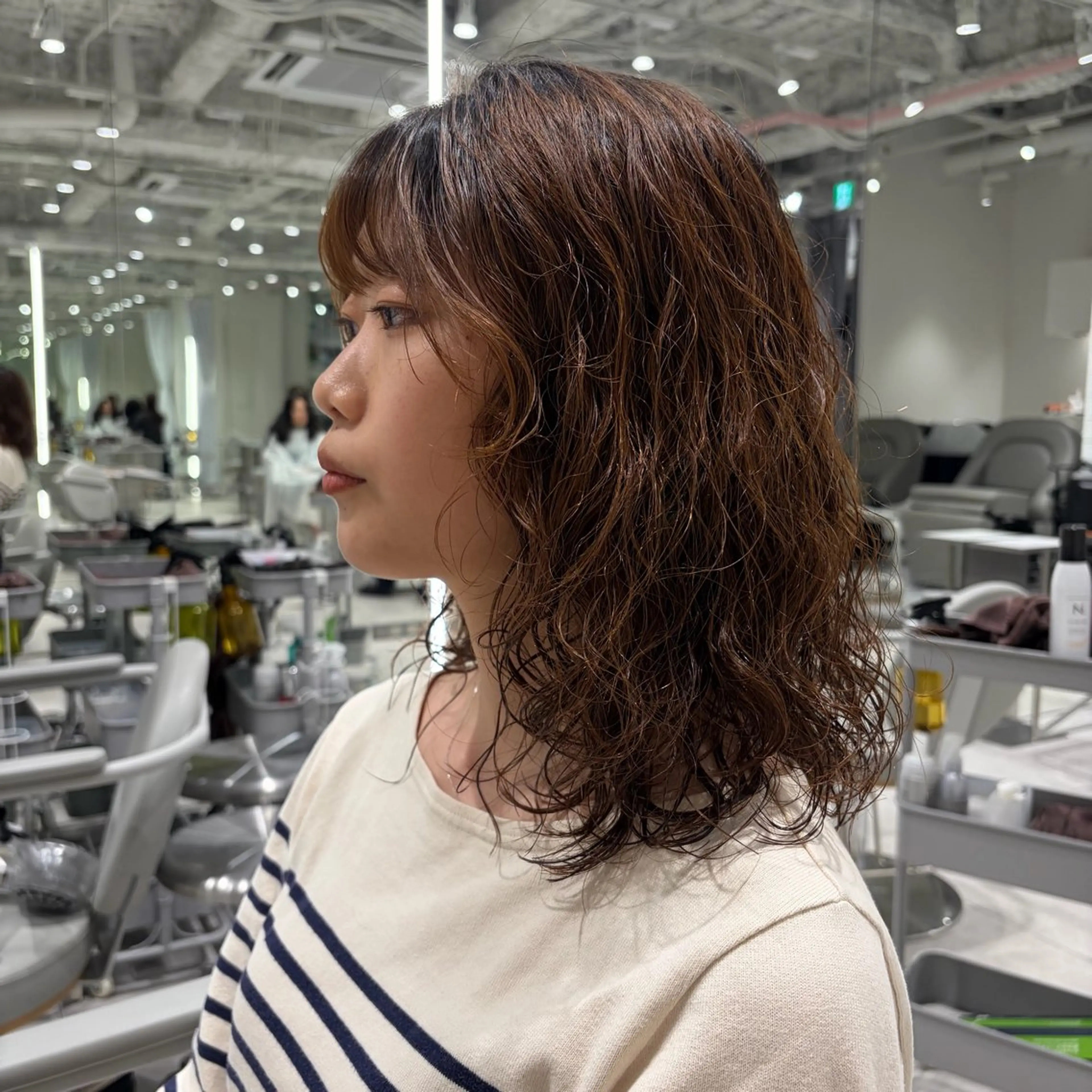 ミディアム パーマ HARUHI 銀座 美容師౨ৎ⋆˚のヘアスタイル