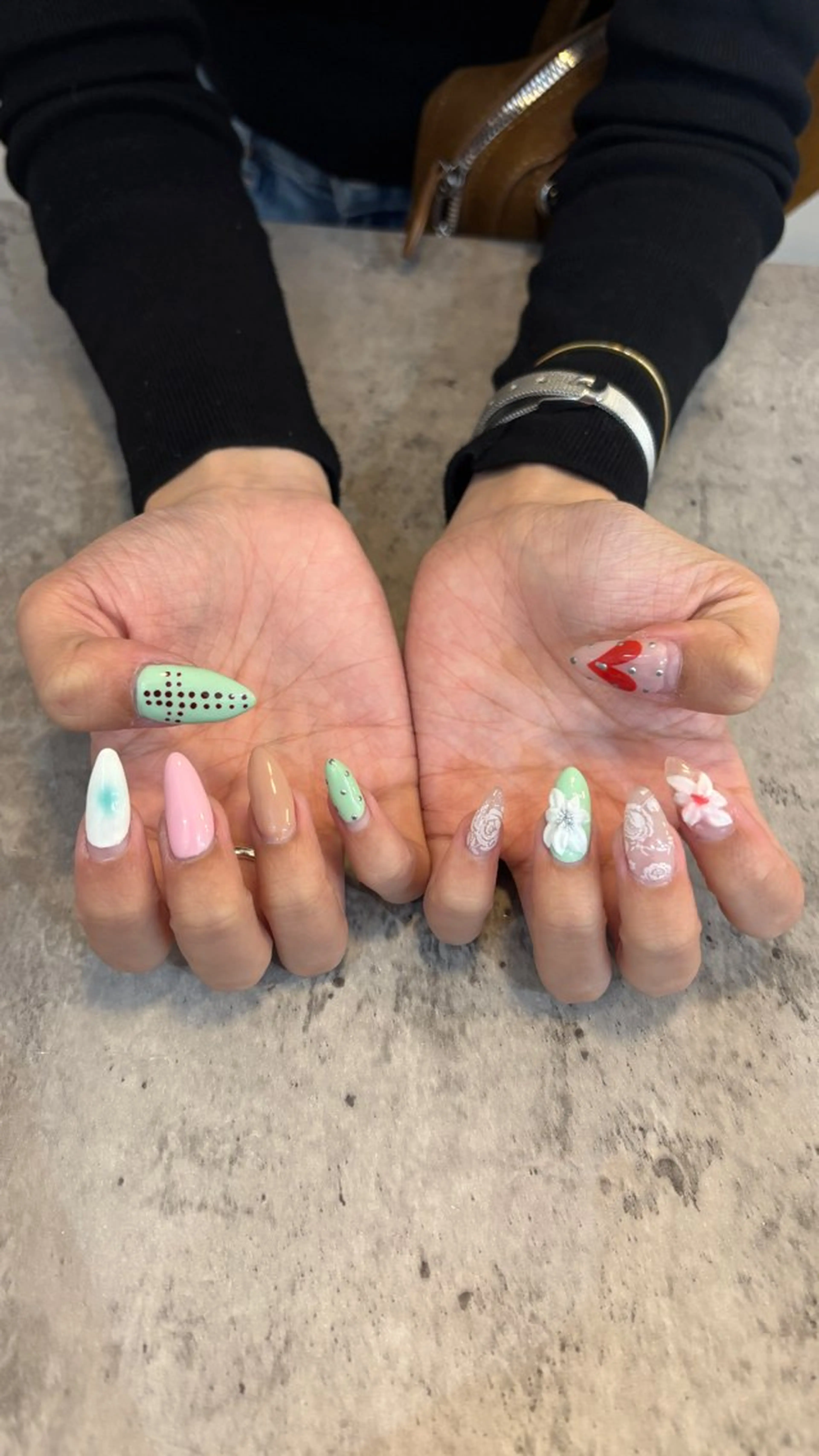 ネイル ハンドネイル フットネイル POLISH サナのネイルデザイン