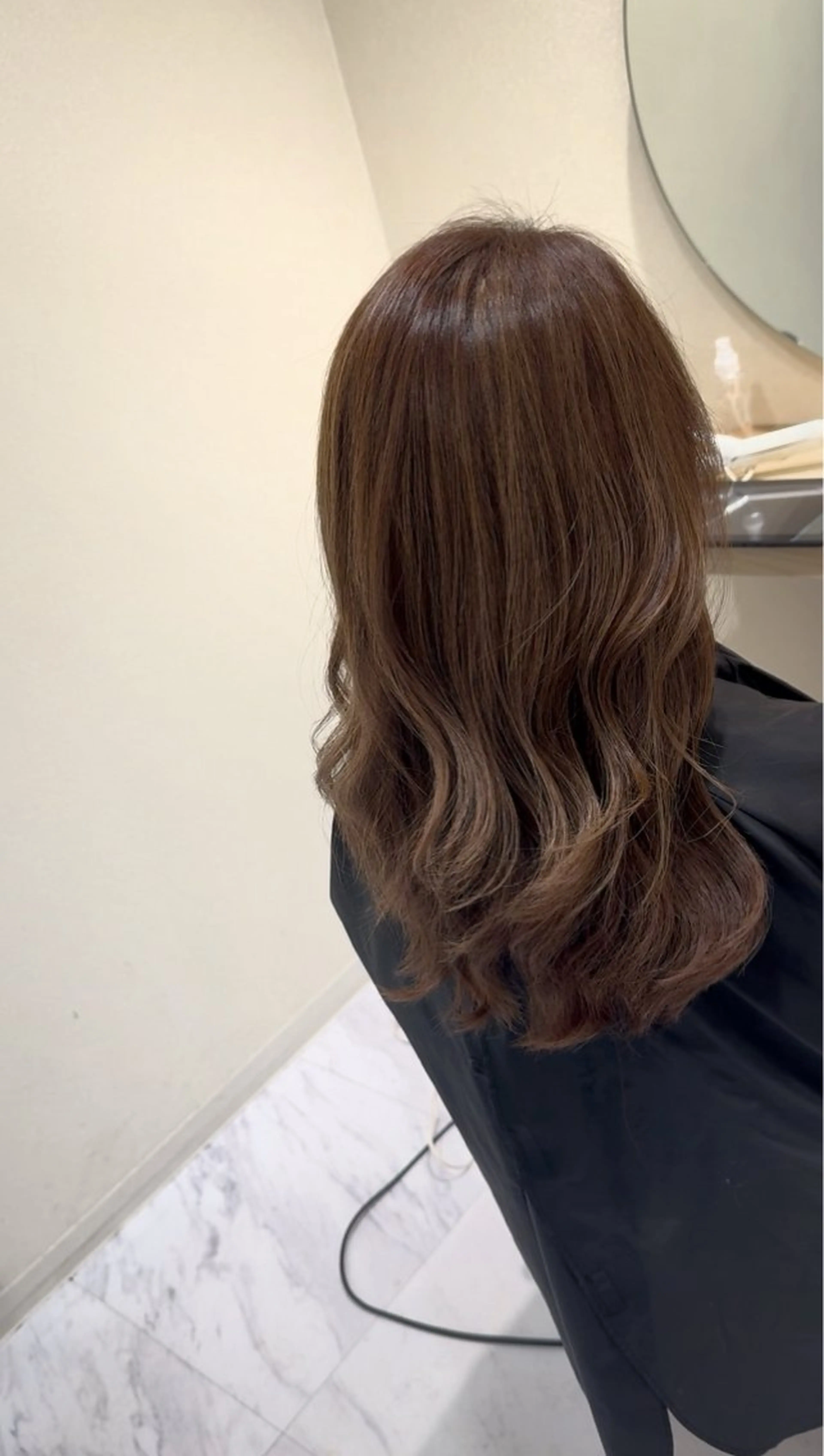 セミロング ハイライト カット ヘアカラー トリートメント 丹野 圭太のヘアスタイル