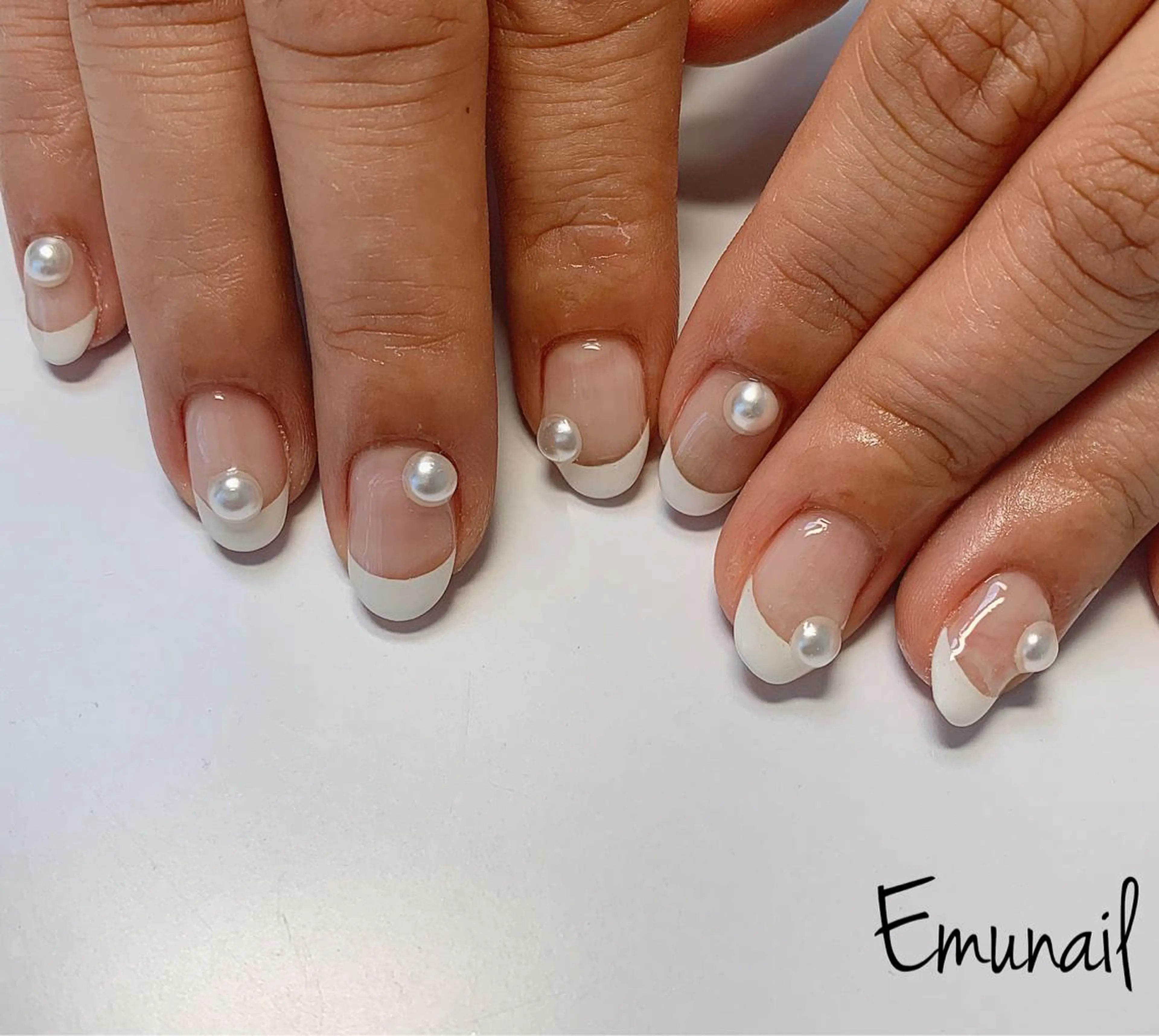 ネイル ストーンネイル ハンドネイル Emu Nailのネイルデザイン