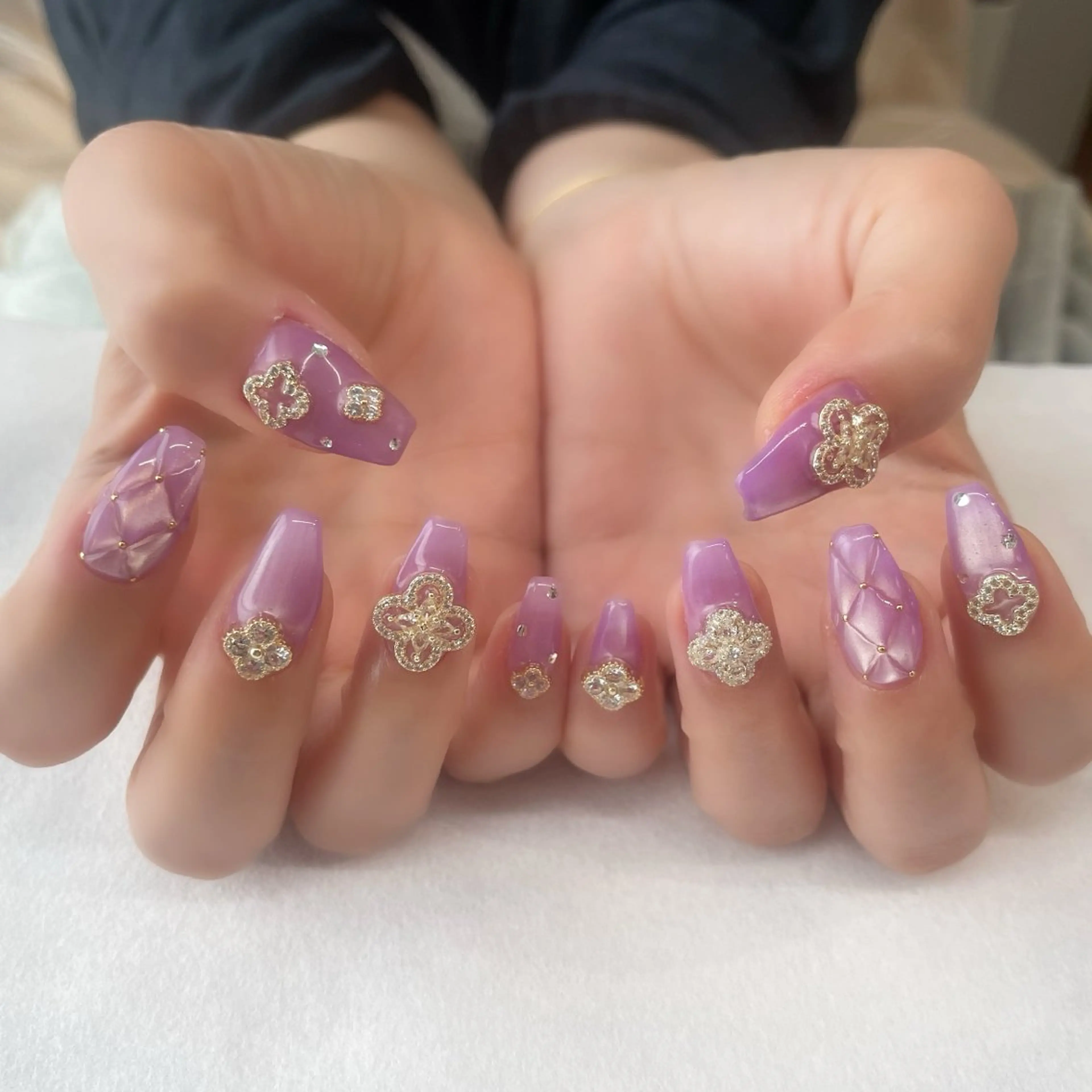 ネイル ハンドネイル 💎🐰 saki. m 🐰💎のネイルデザイン