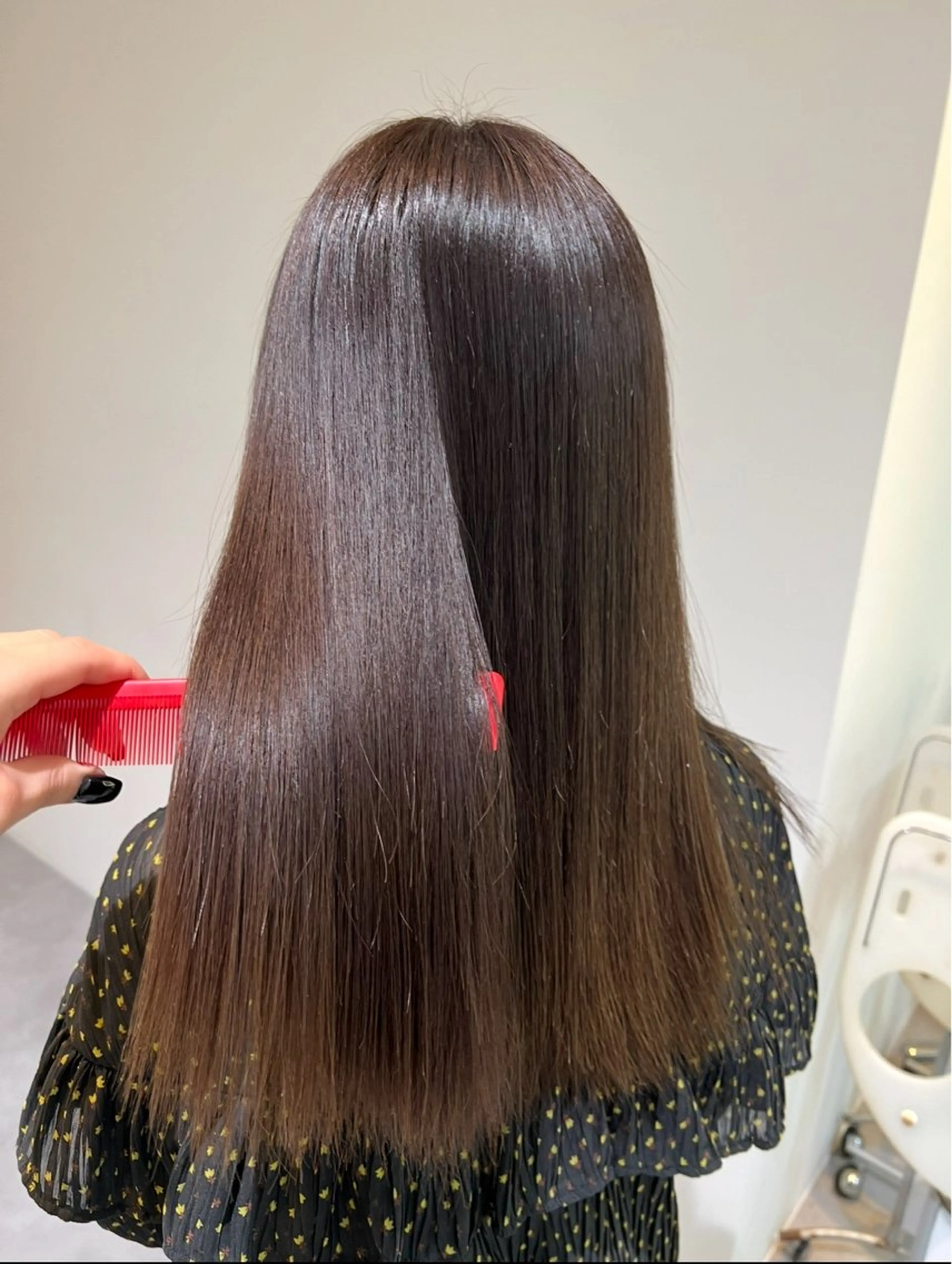 ロング カラー アッシュ ブラウンカラー ラベンダーカラー カット ヘアカラー 笠原 裕貴のヘアスタイル