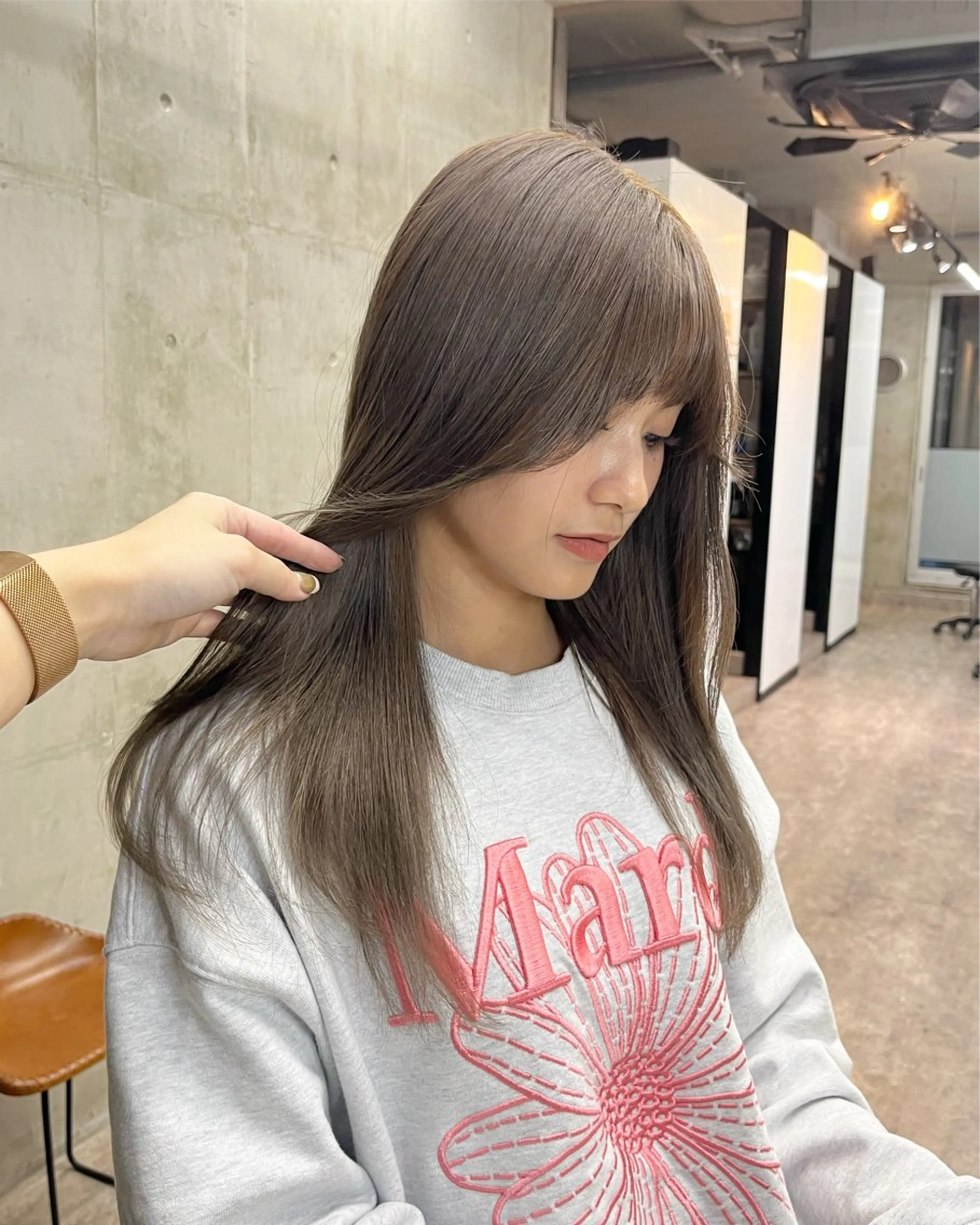 セミロング ヘアカラー 🤎𝐌𝐚𝐨⌇ お悩み解決美容師🤎のヘアスタイル