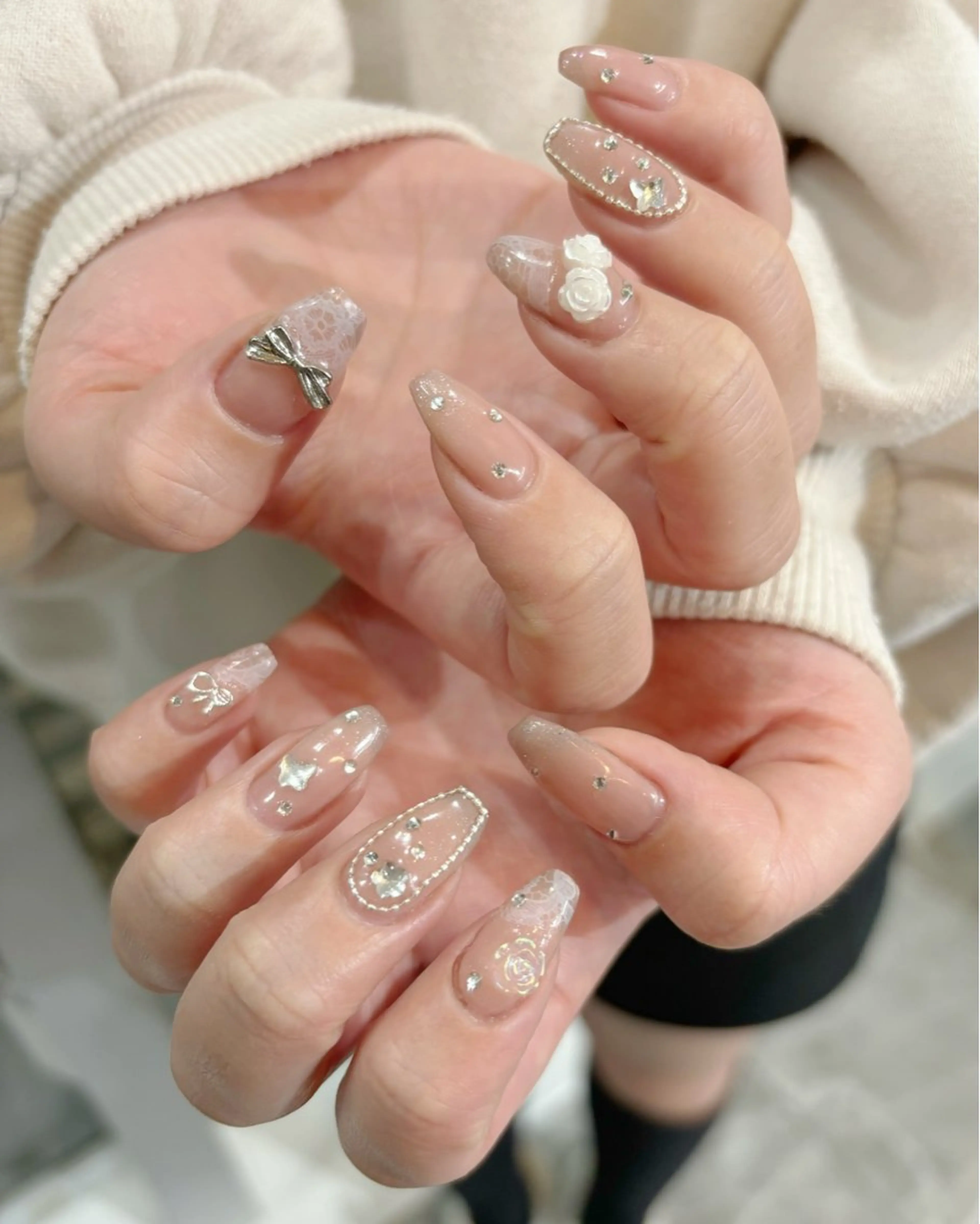 ネイル シンプルネイル PLATINUM DOLL yunaのマツエク・マツパデザイン