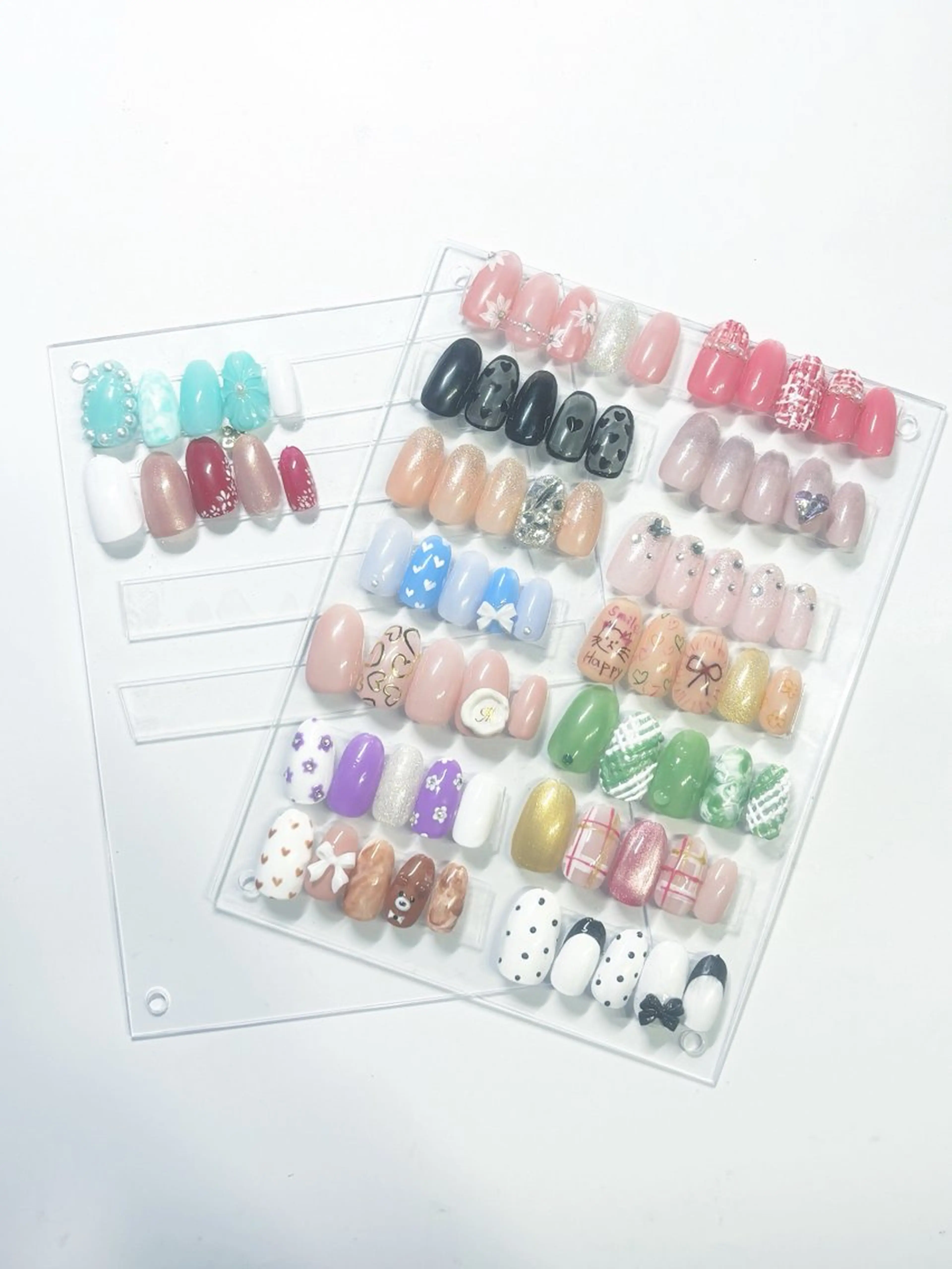 ネイル IROHA NAIL 真結子のネイルデザイン