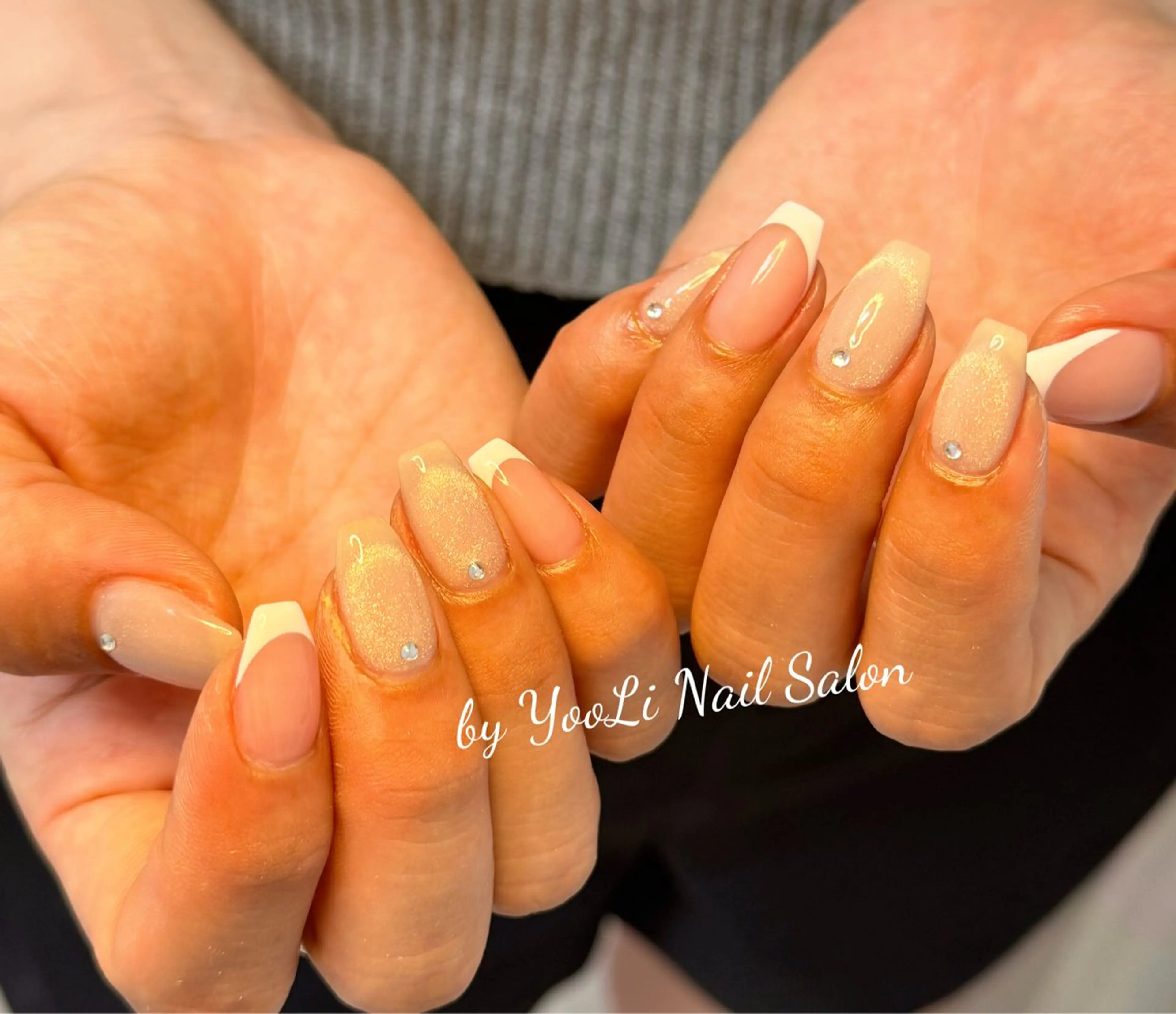 ネイル アートネイル オーロラネイル チークネイル フレンチネイル ガラスフレンチ ハンドネイル 🎀🎀YooLi Nail Salonのネイルデザイン