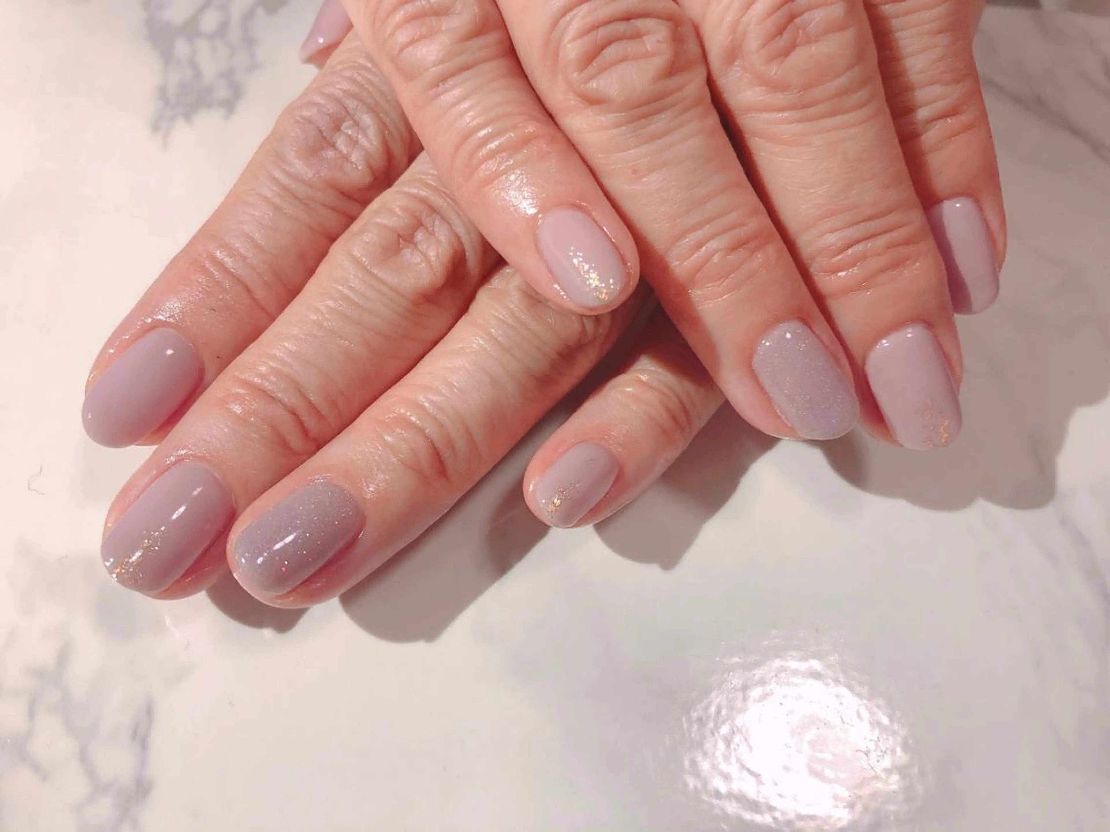 ネイル ジェルネイル Regaro i.sのネイルデザイン