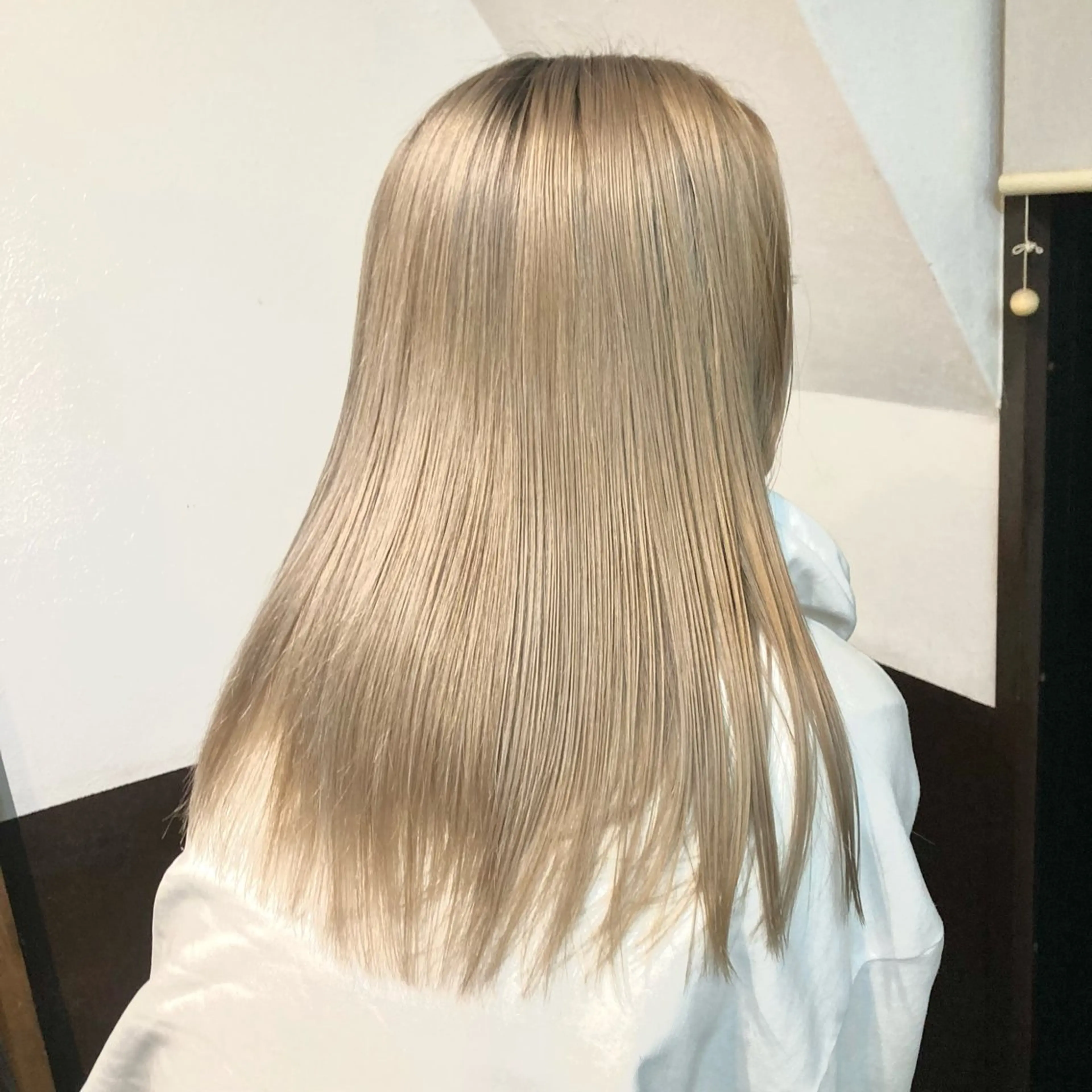 セミロング カラー 🕊mtm🫧梅田/ 定額制/透明感/艶髪のヘアスタイル