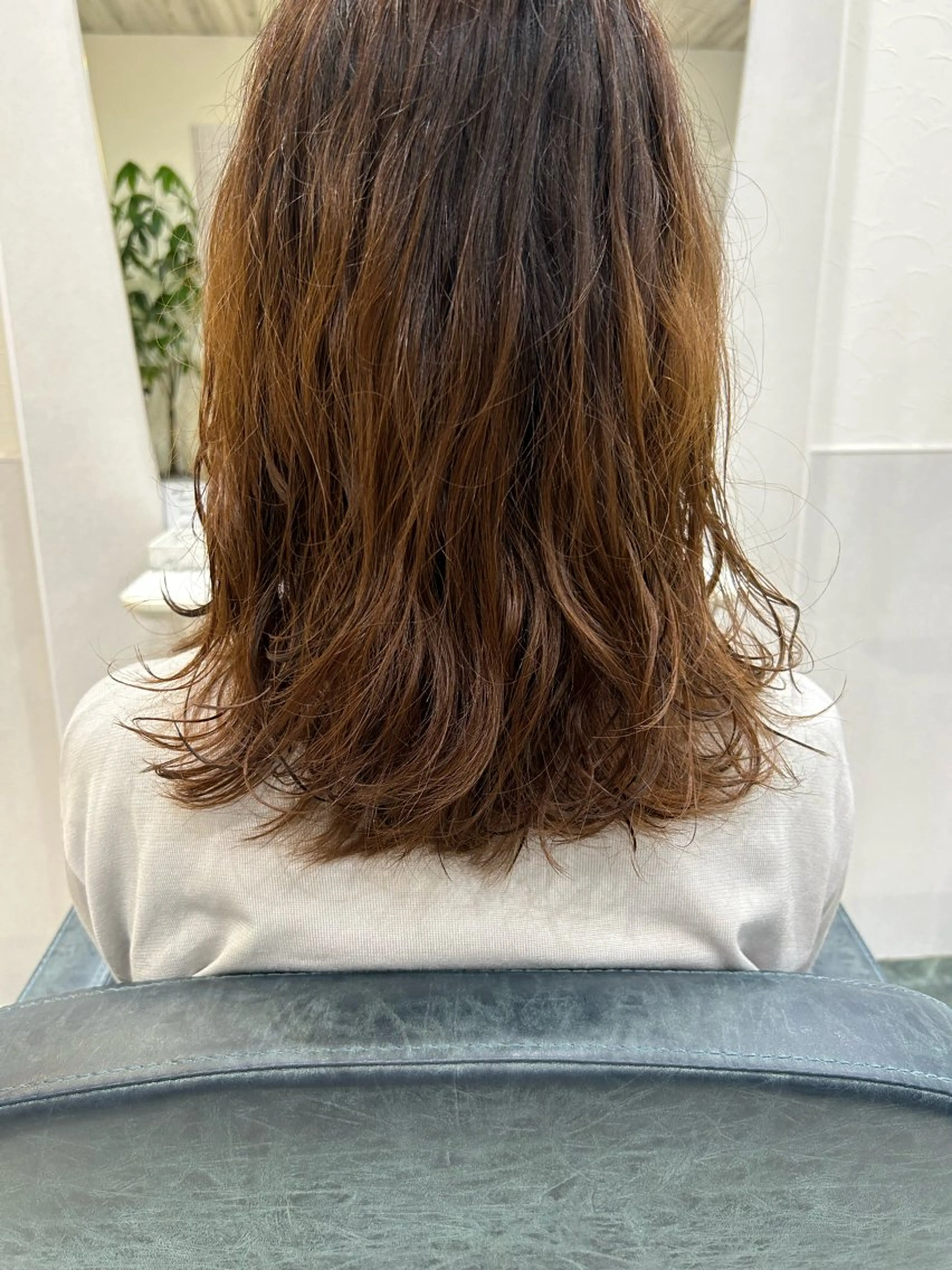 セミロング パーマ 下野 蒼太のヘアスタイル