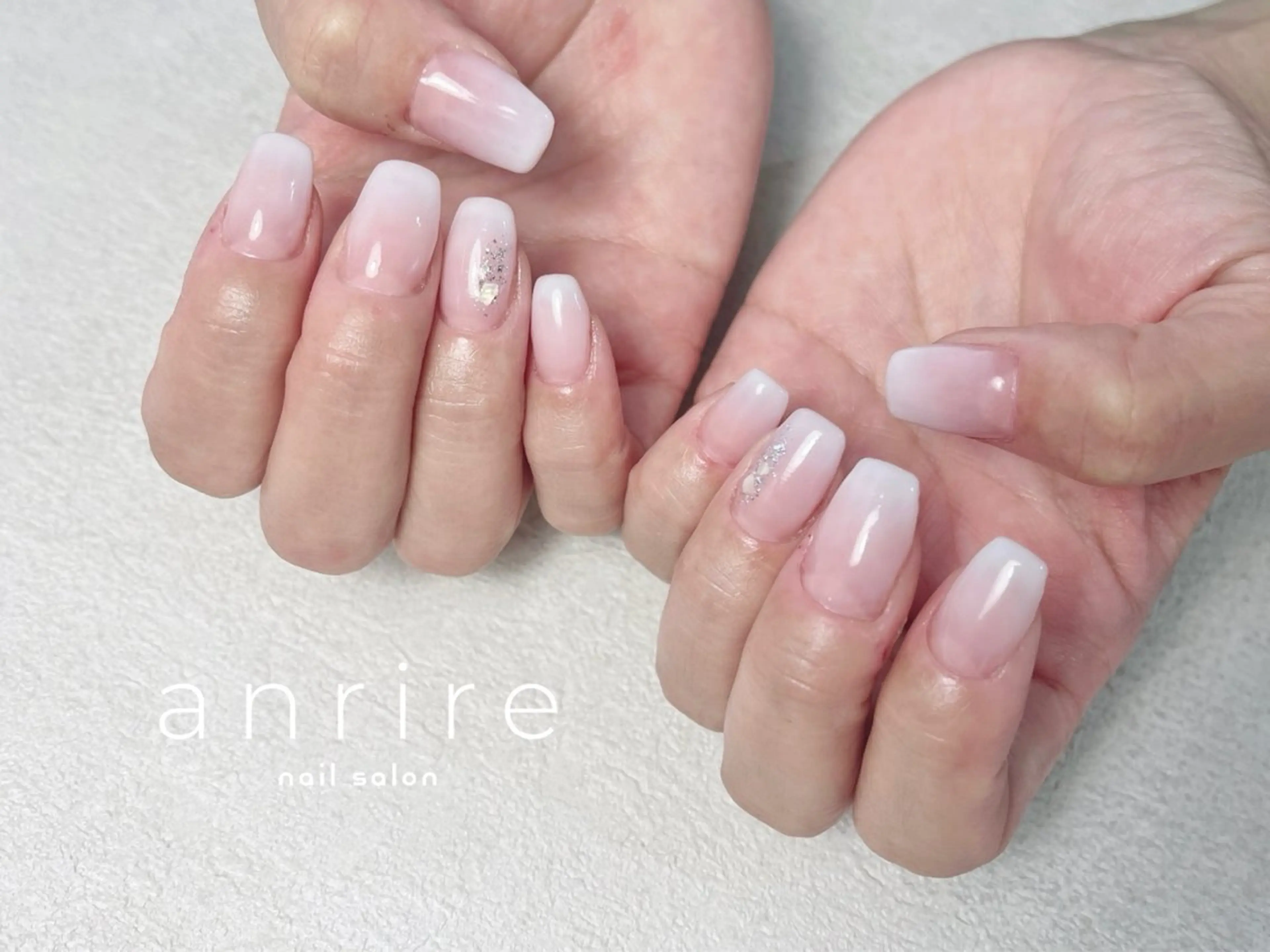 ネイル ジェルネイル グラデーション キラキラネイル ラメ(グリッター) パラジェル ハンドネイル nailsalon anrireのネイルデザイン