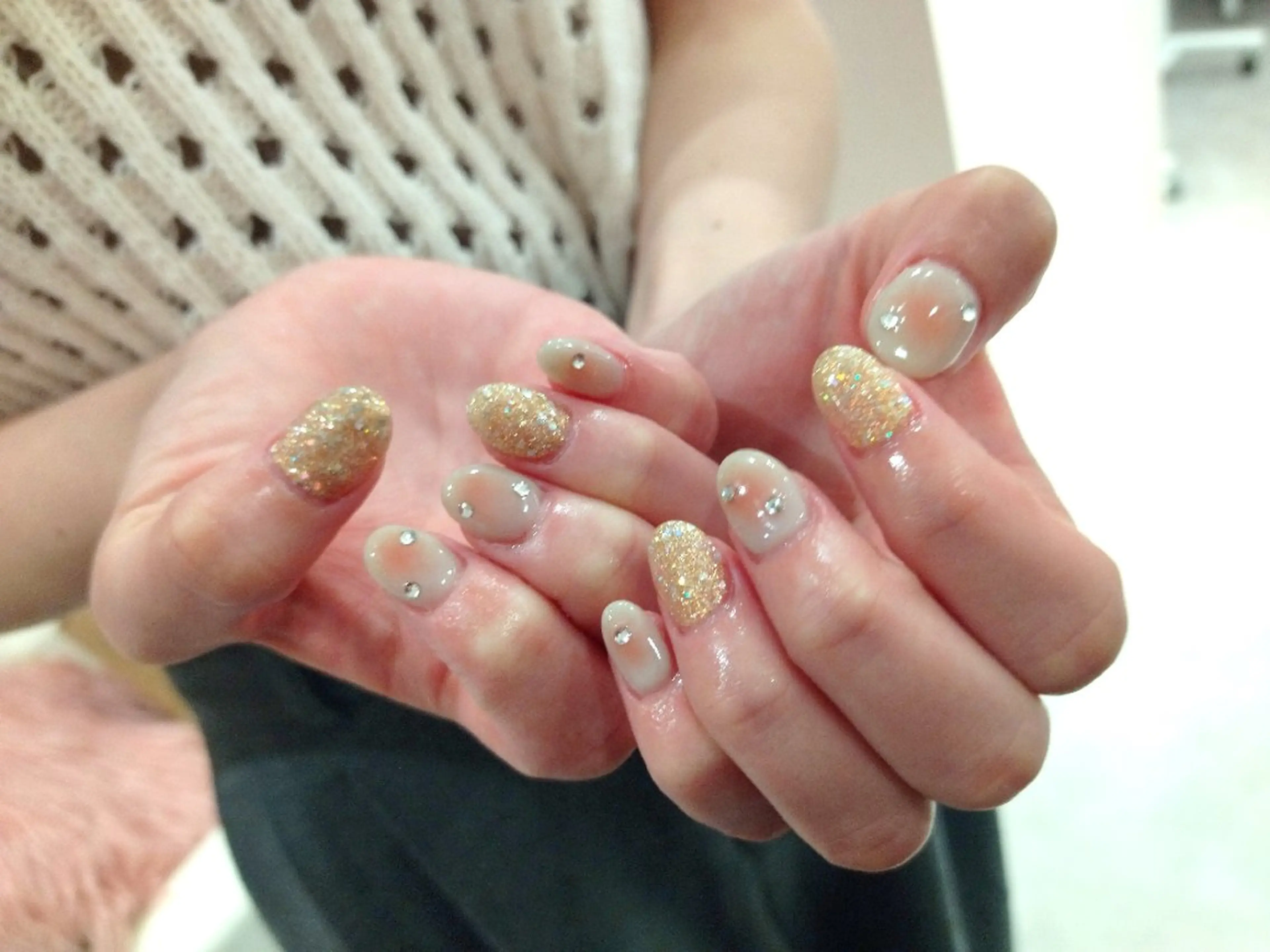 ネイル ハンドネイル 鐙 桃華のネイルデザイン