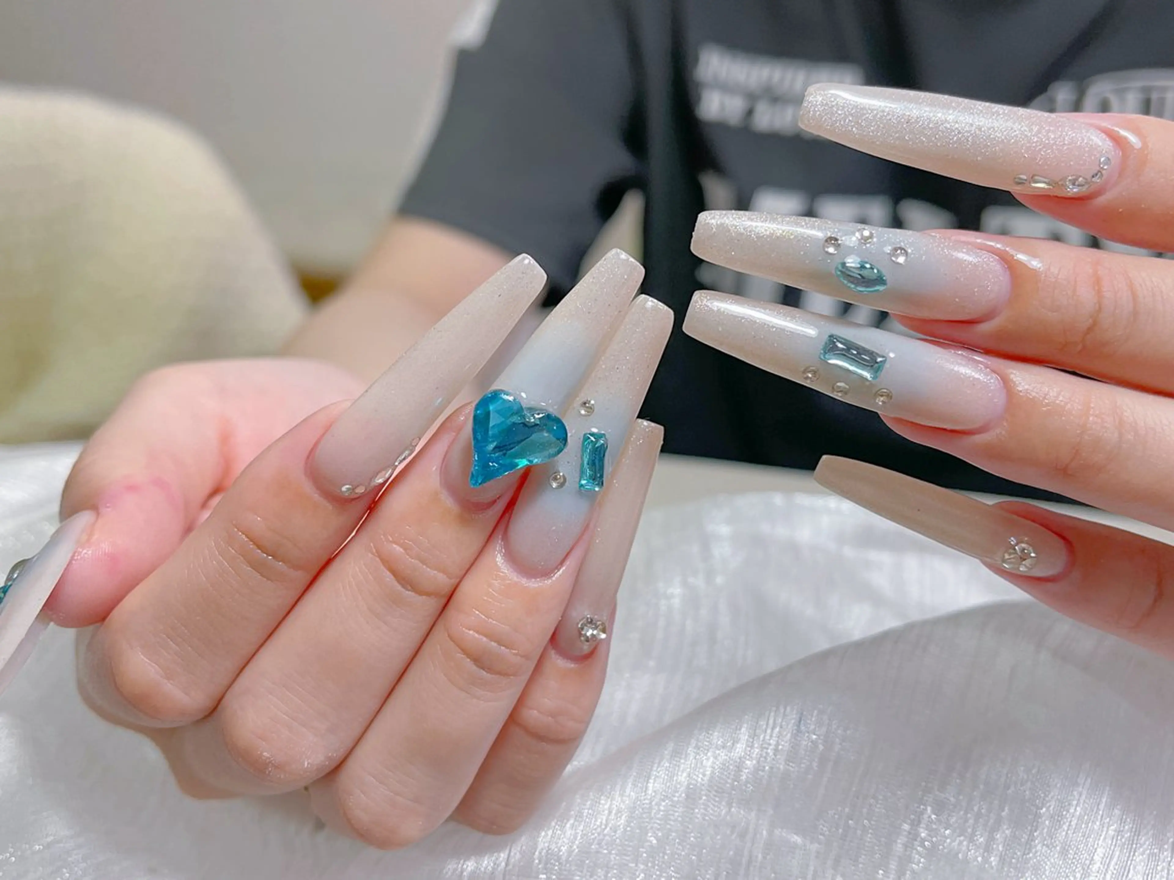 ネイル 🎀ネイルサロン エクラYUI🎀のネイルデザイン