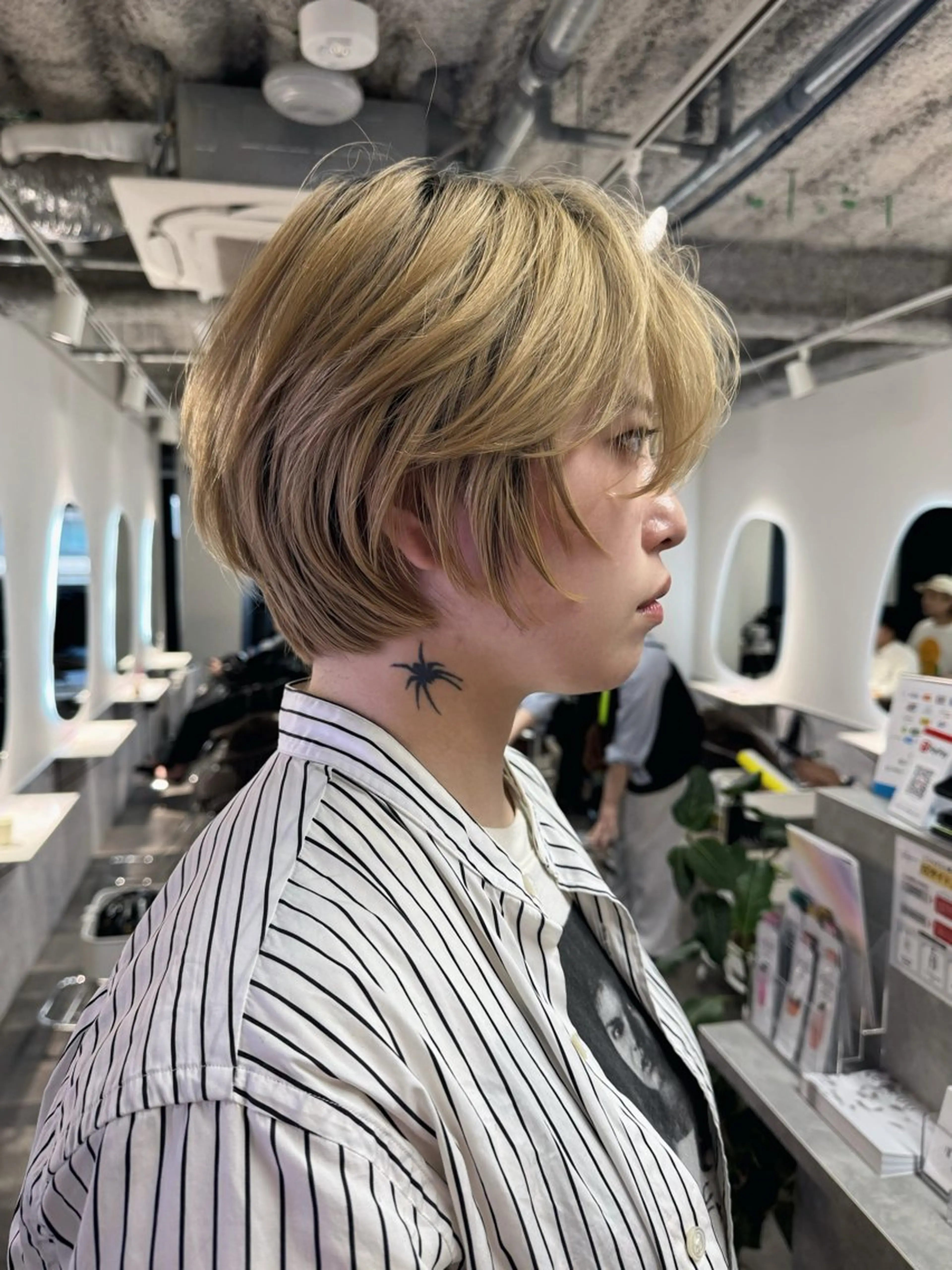 ショート カラー カット トリートメント 新宿/髪質改善/ レイヤー/サカキのヘアスタイル