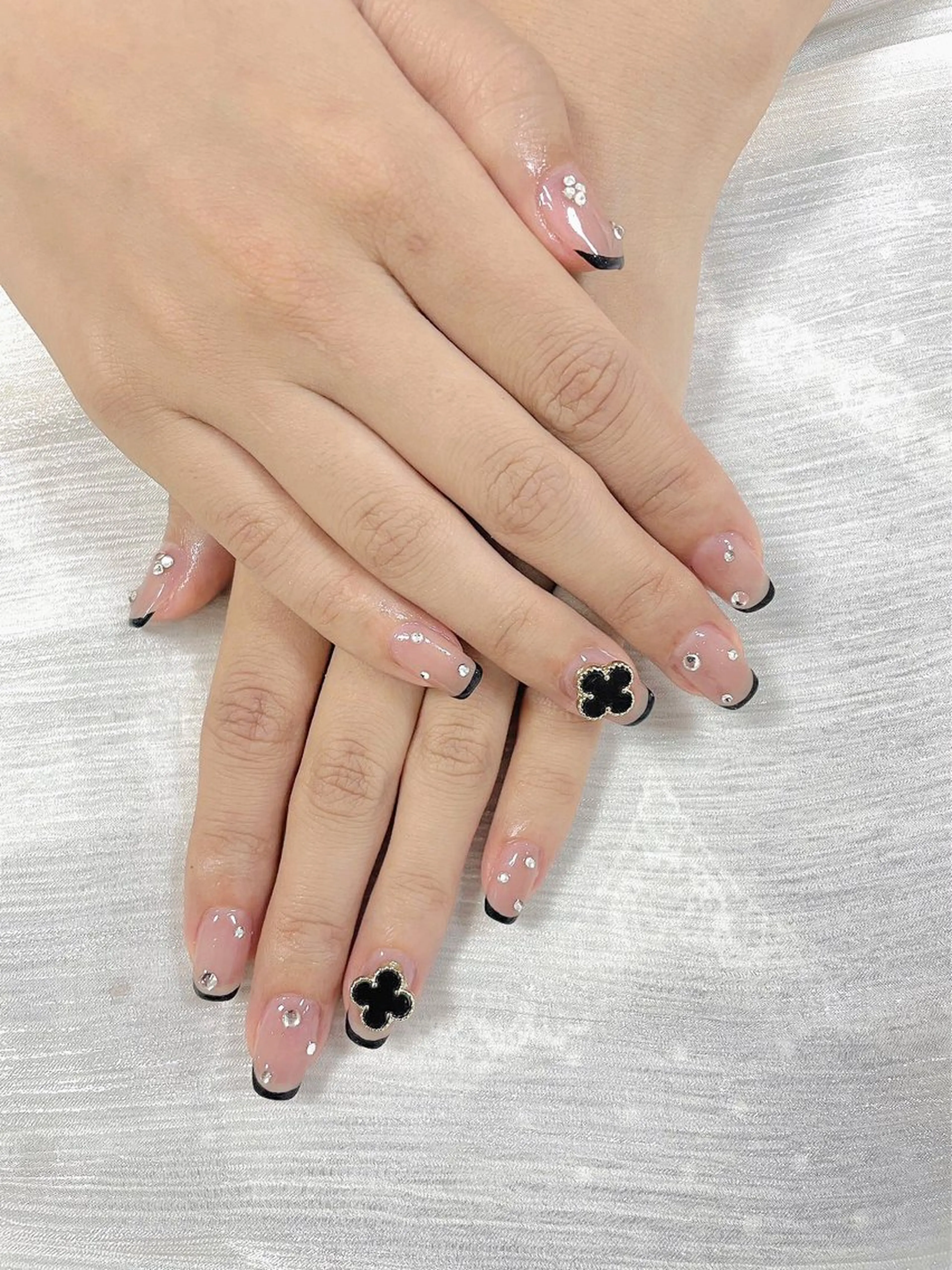 ネイル ハンドネイル 🍑 momo_nailのネイルデザイン