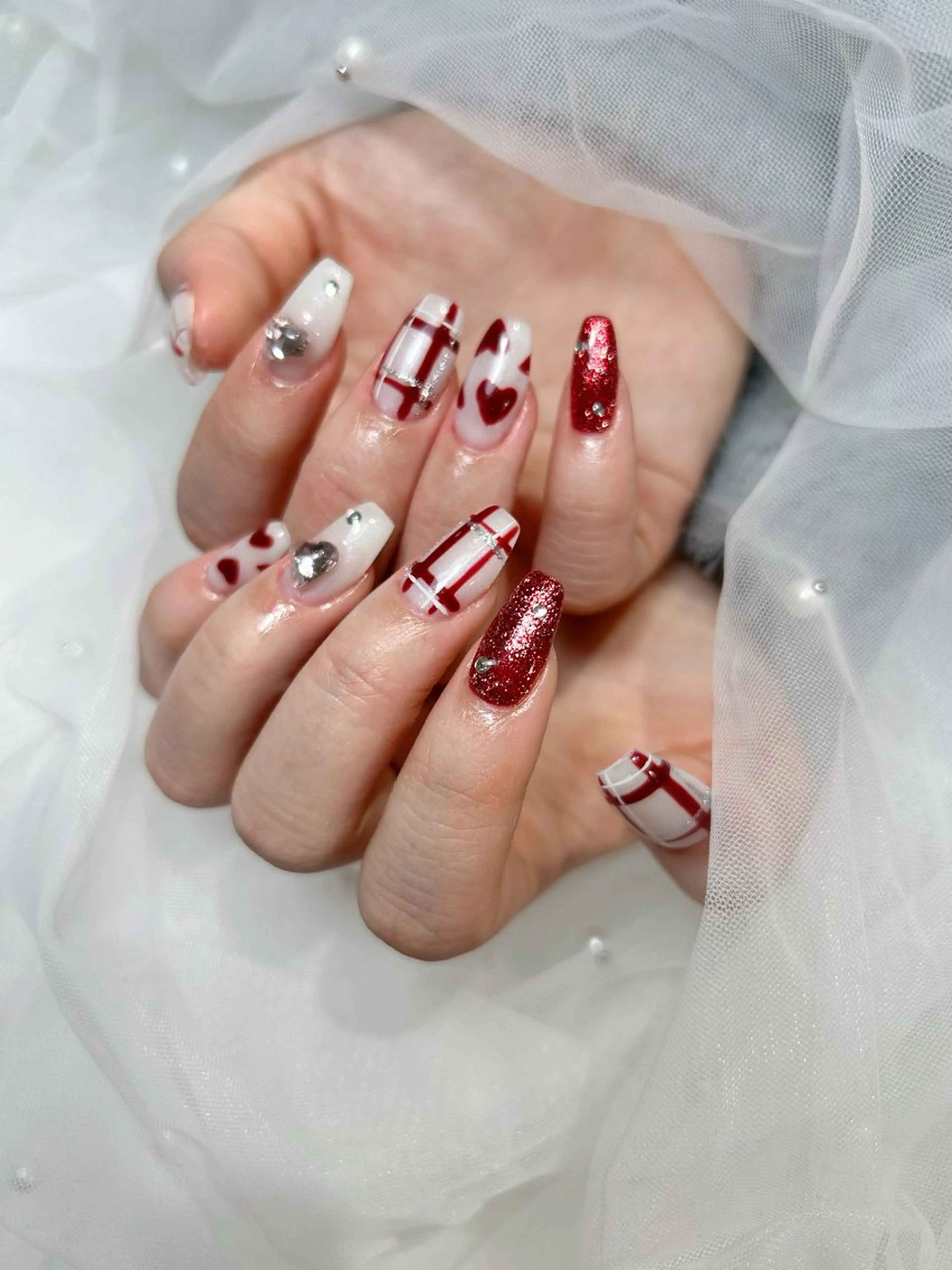 ネイル アートネイル 桜ネイル フレンチネイル ガラスフレンチ グラデーション 🌈 Laule'aのネイルデザイン