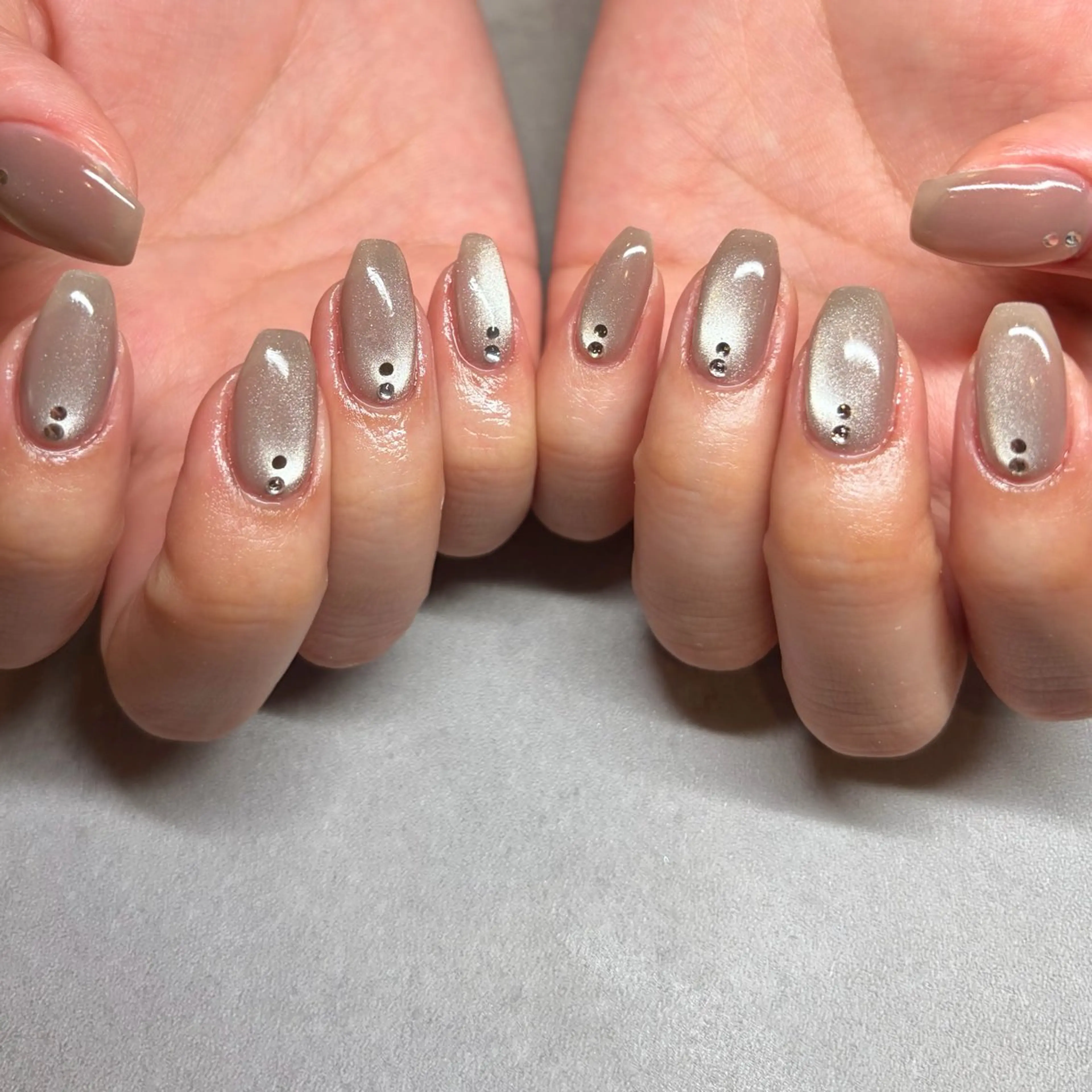 ネイル YUKO🩶 sofa立川のネイルデザイン