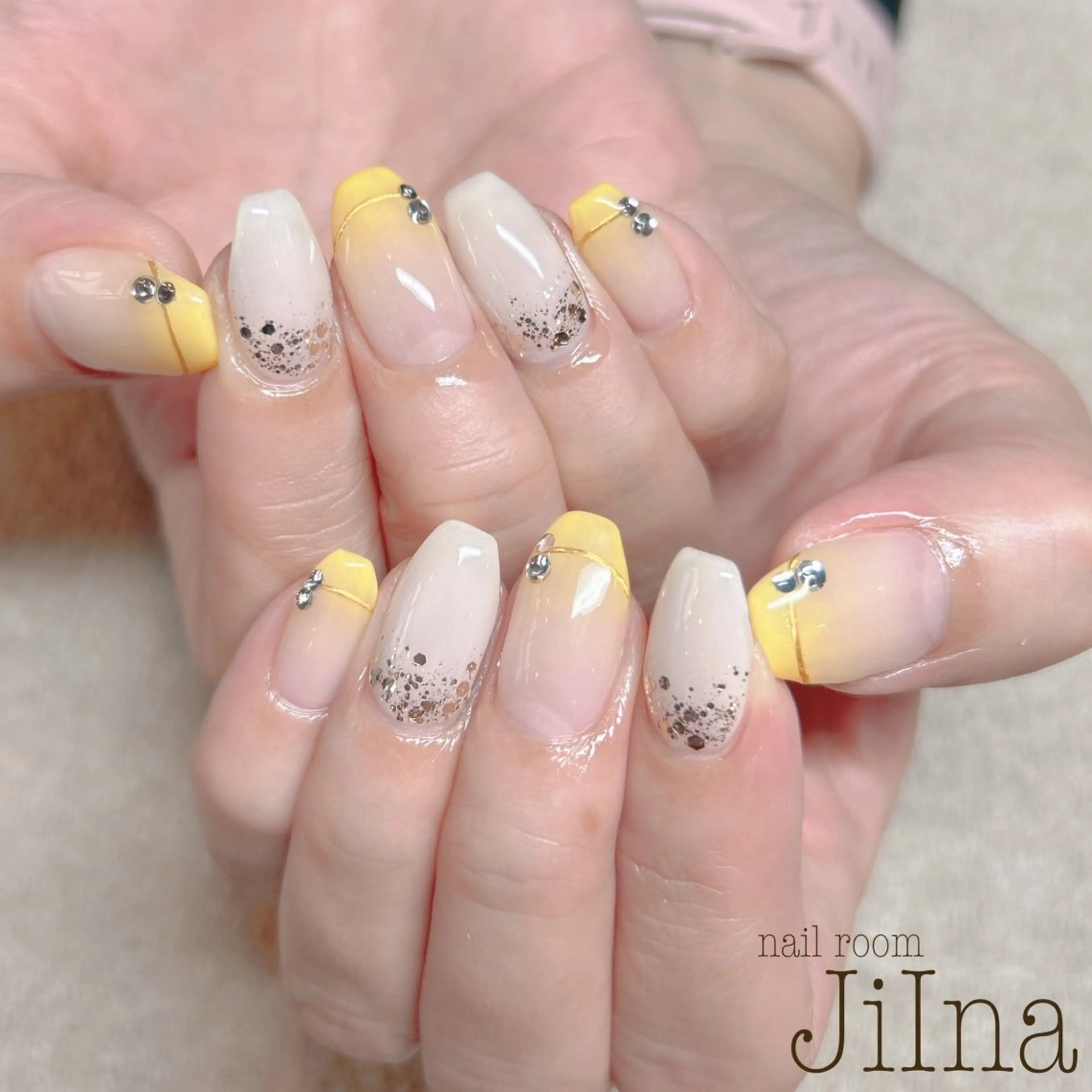ネイル 持ち込み JiIna nailのネイルデザイン