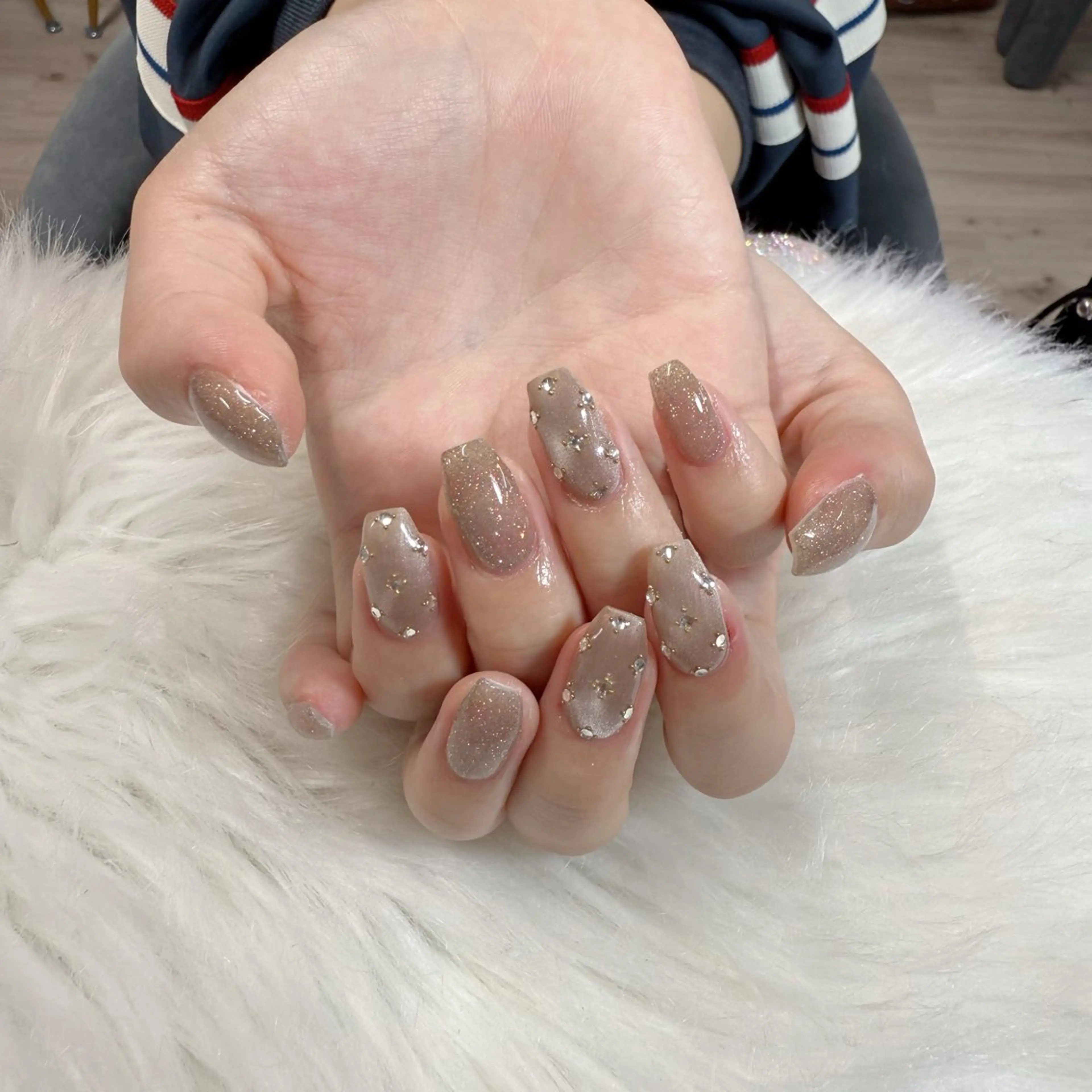 ネイル ハンドネイル 🎀nana🫧 ワンホンネイル🎀のネイルデザイン