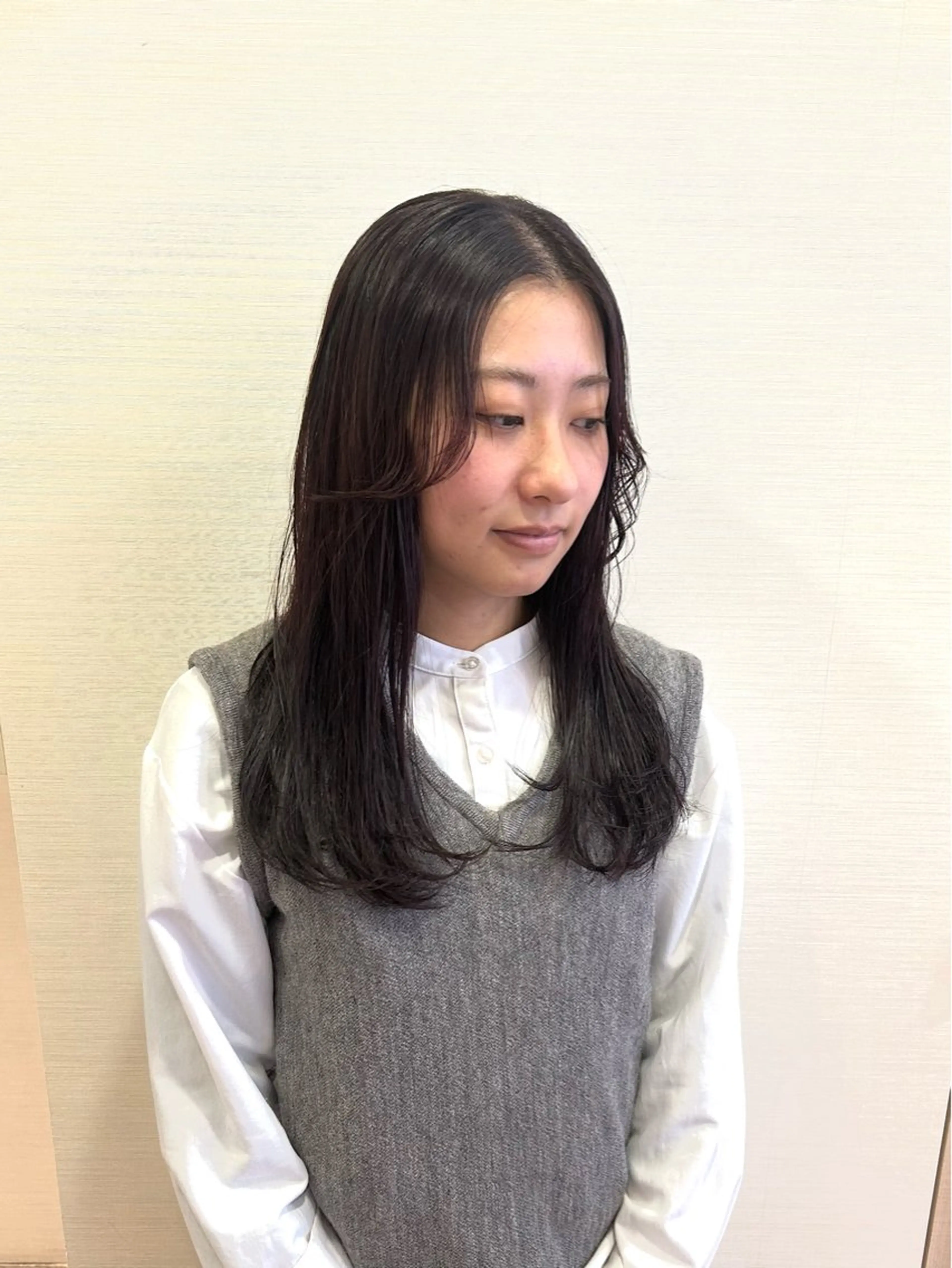 セミロング カラー カット ヘアカラー ミ ユのヘアスタイル