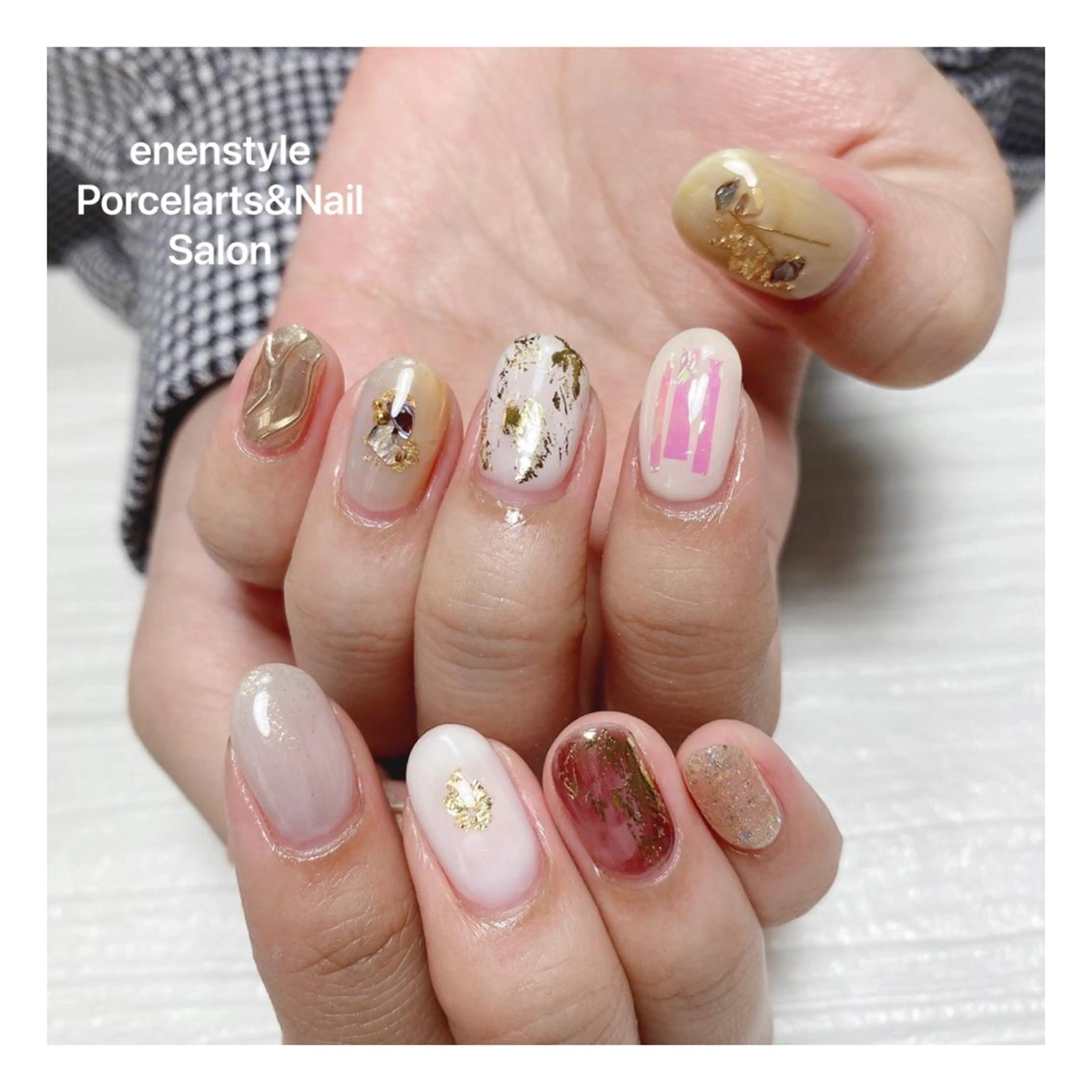 ミディアム ネイル ハンドネイル 👑enen style👑のネイルデザイン