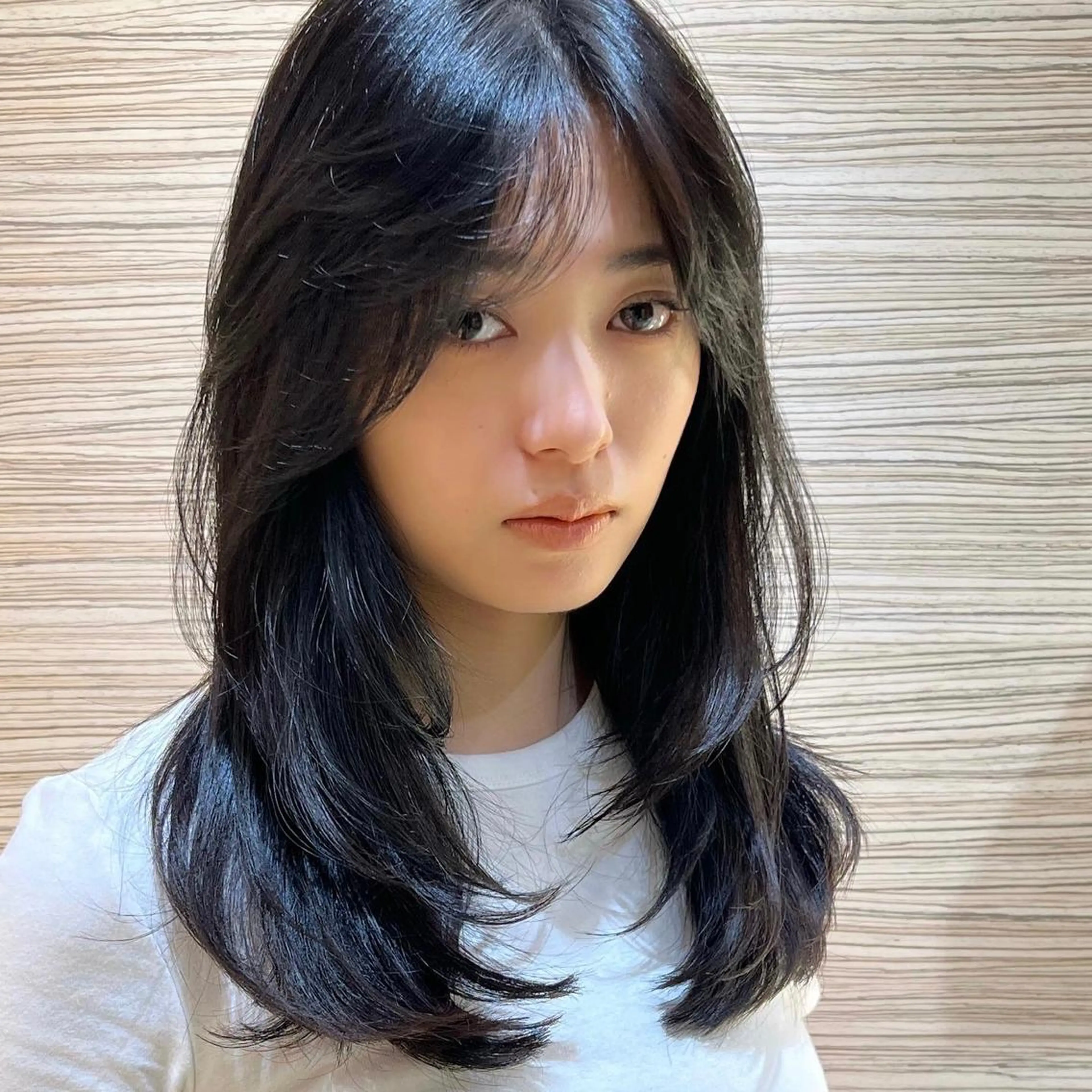 セミロング 顔周りカット レイヤーカット 《カット¥0》 朝山良徳のヘアスタイル