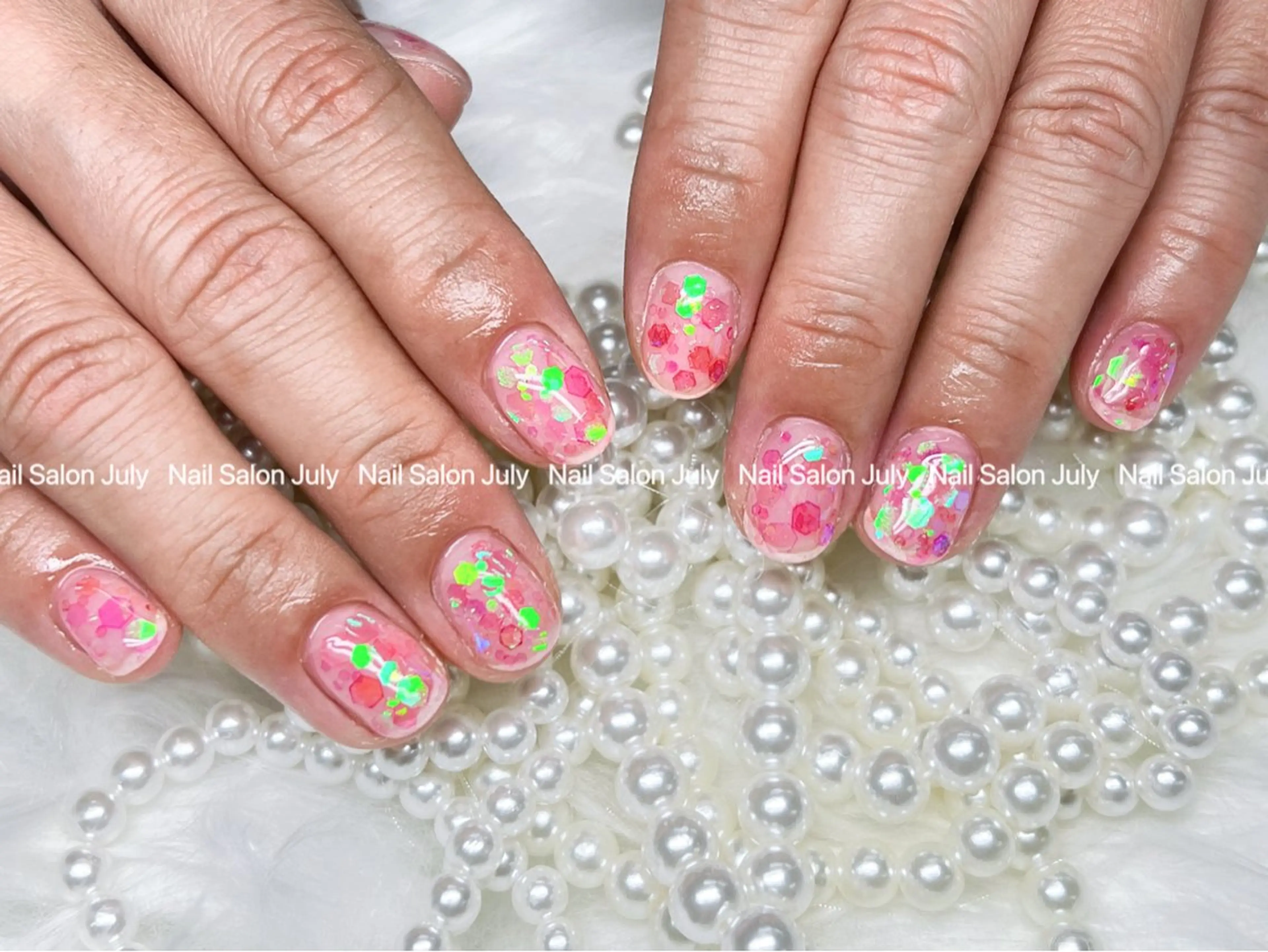 ネイル アートネイル オーロラネイル ジェルネイル ガーリー キラキラネイル July モモのネイルデザイン