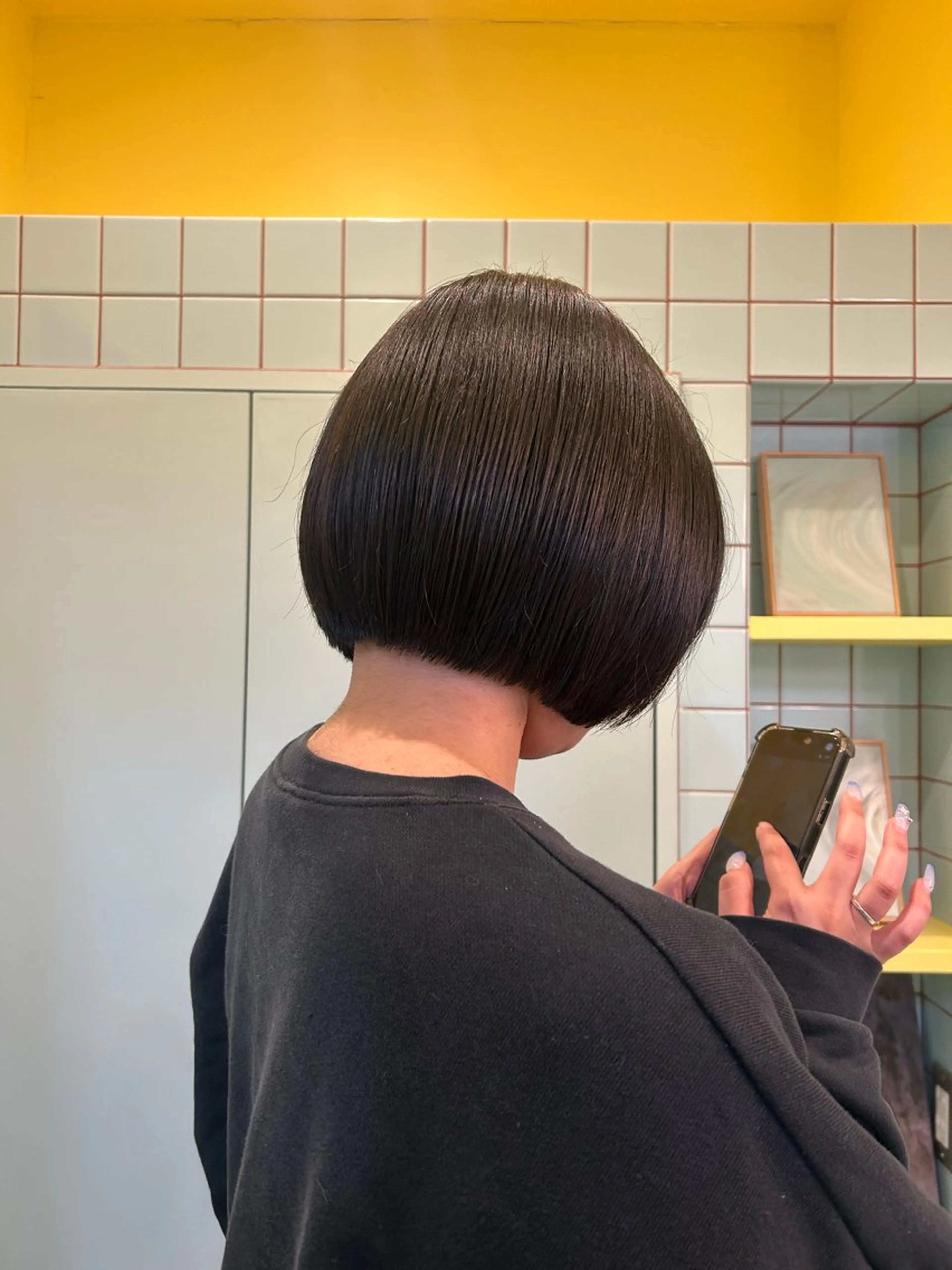 ショート ボブ jonsi所属・一色 伶花のヘアスタイル