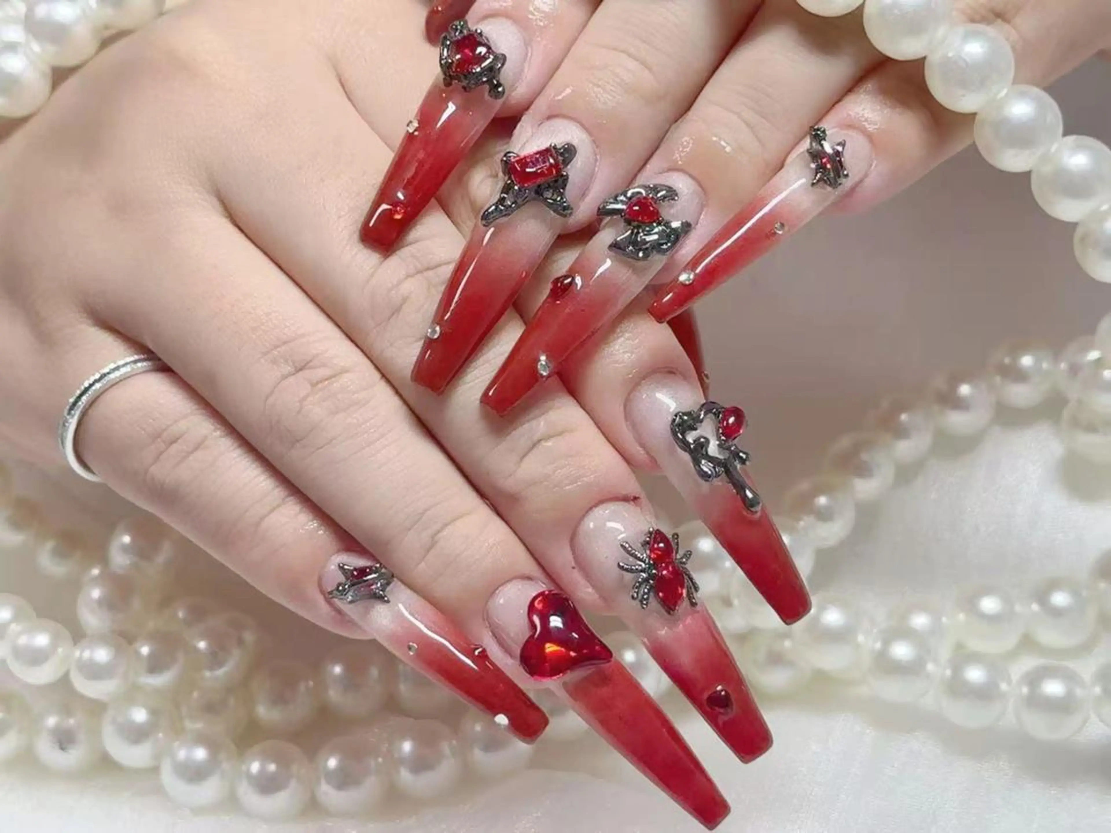 ネイル かすみ ✨のネイルデザイン