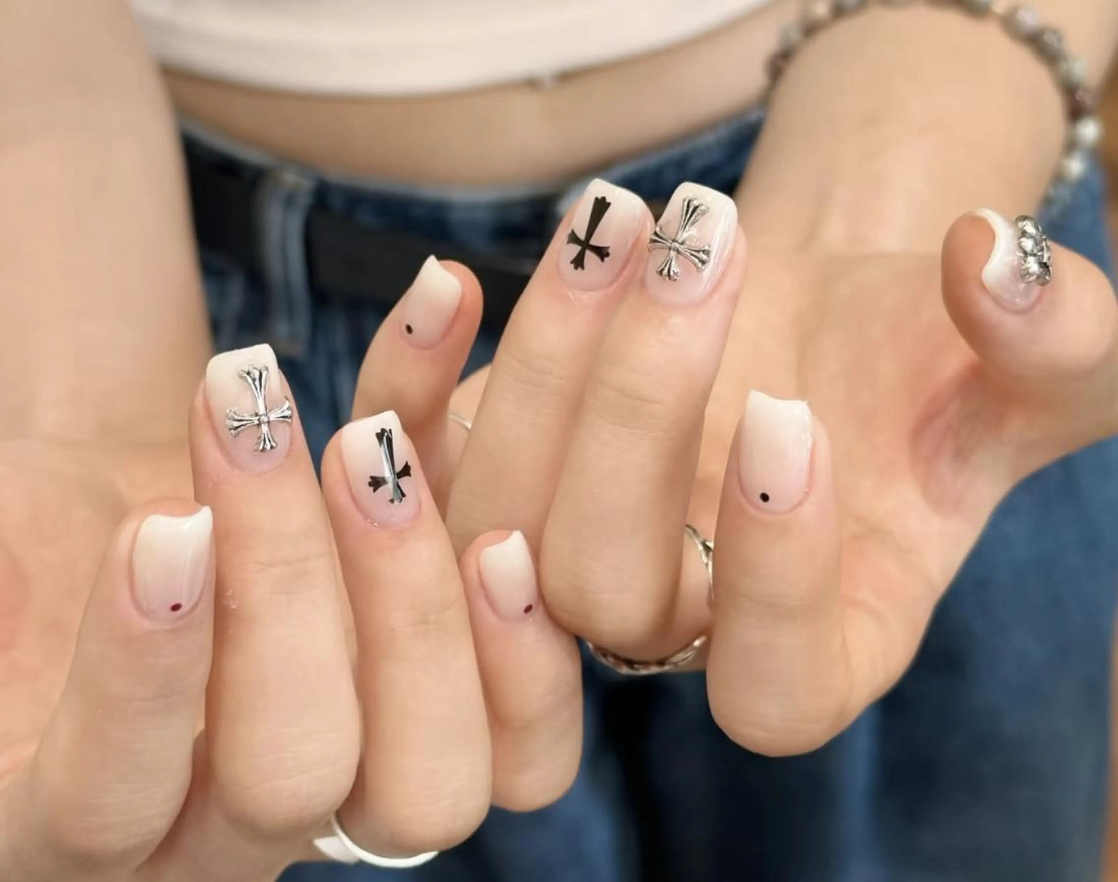 ネイル ハンドネイル 🎀 NaNa_nailのネイルデザイン