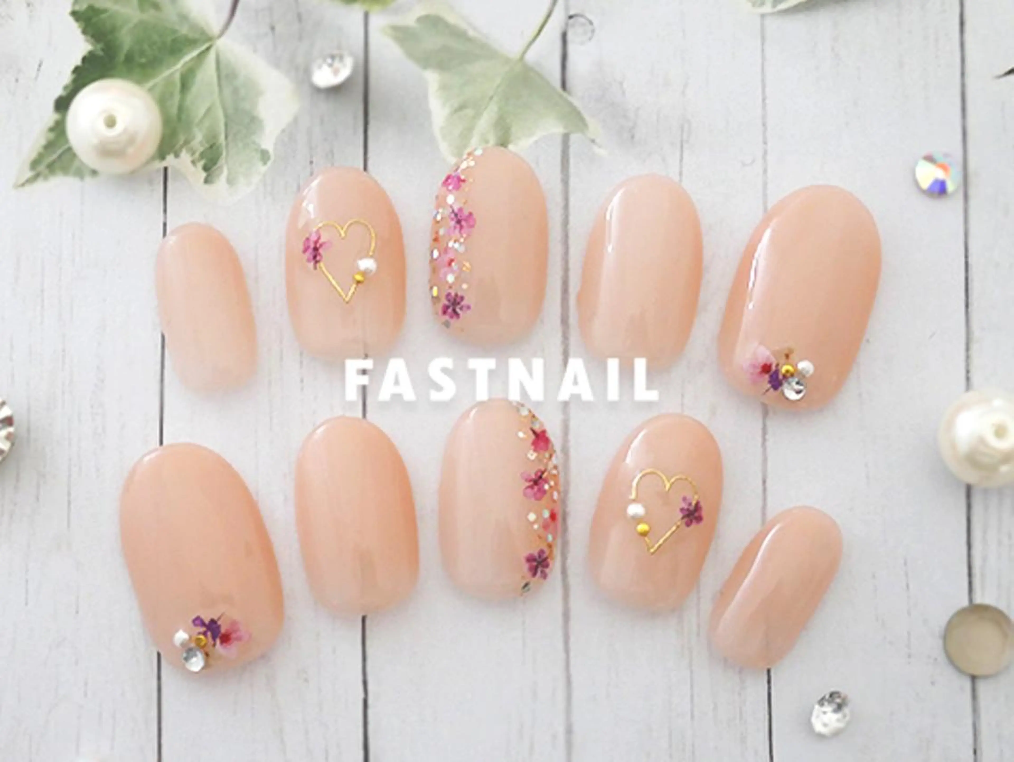 ネイル ファストネイル グランエミオ所沢店のネイルデザイン