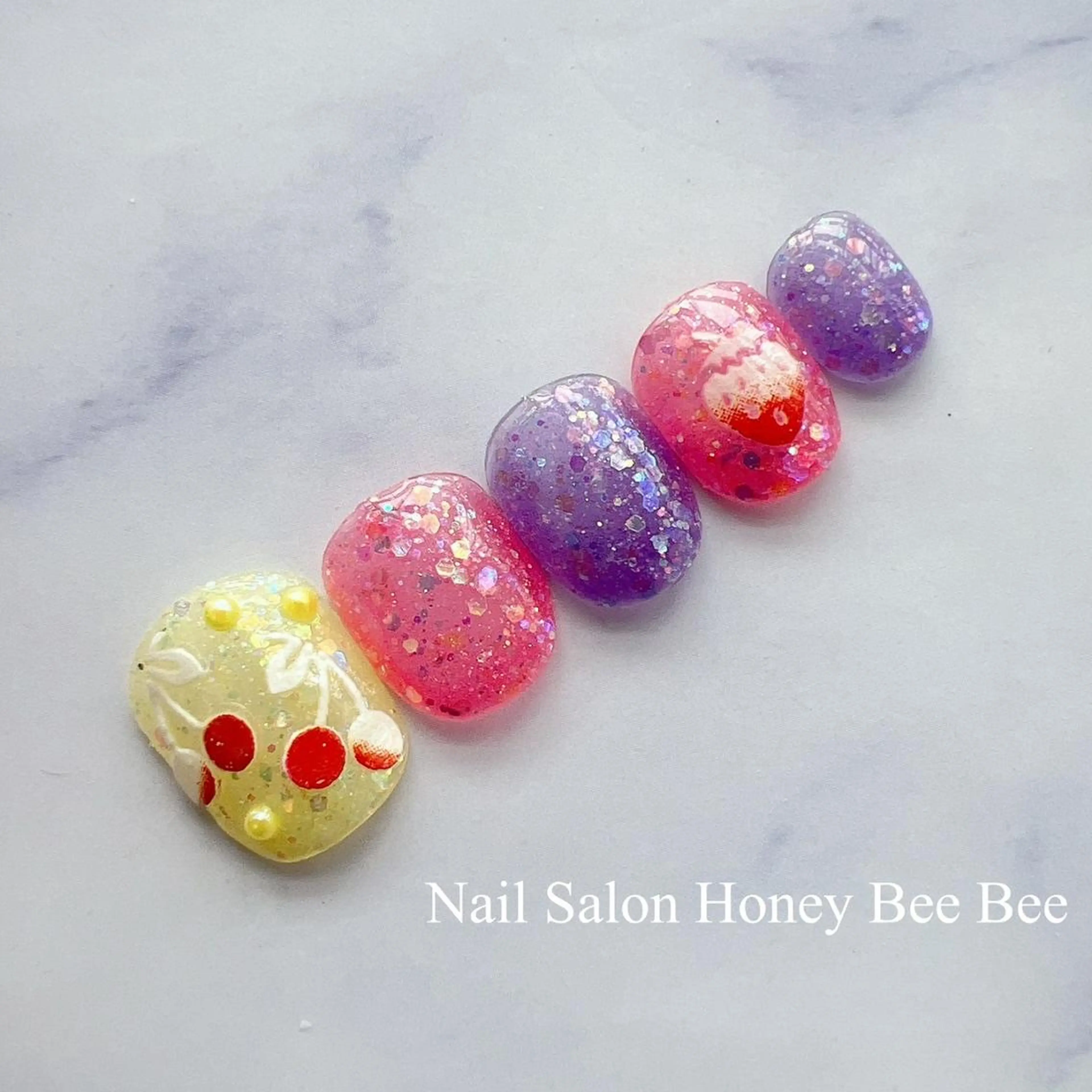 ネイル Nail salon Honey Beeのネイルデザイン