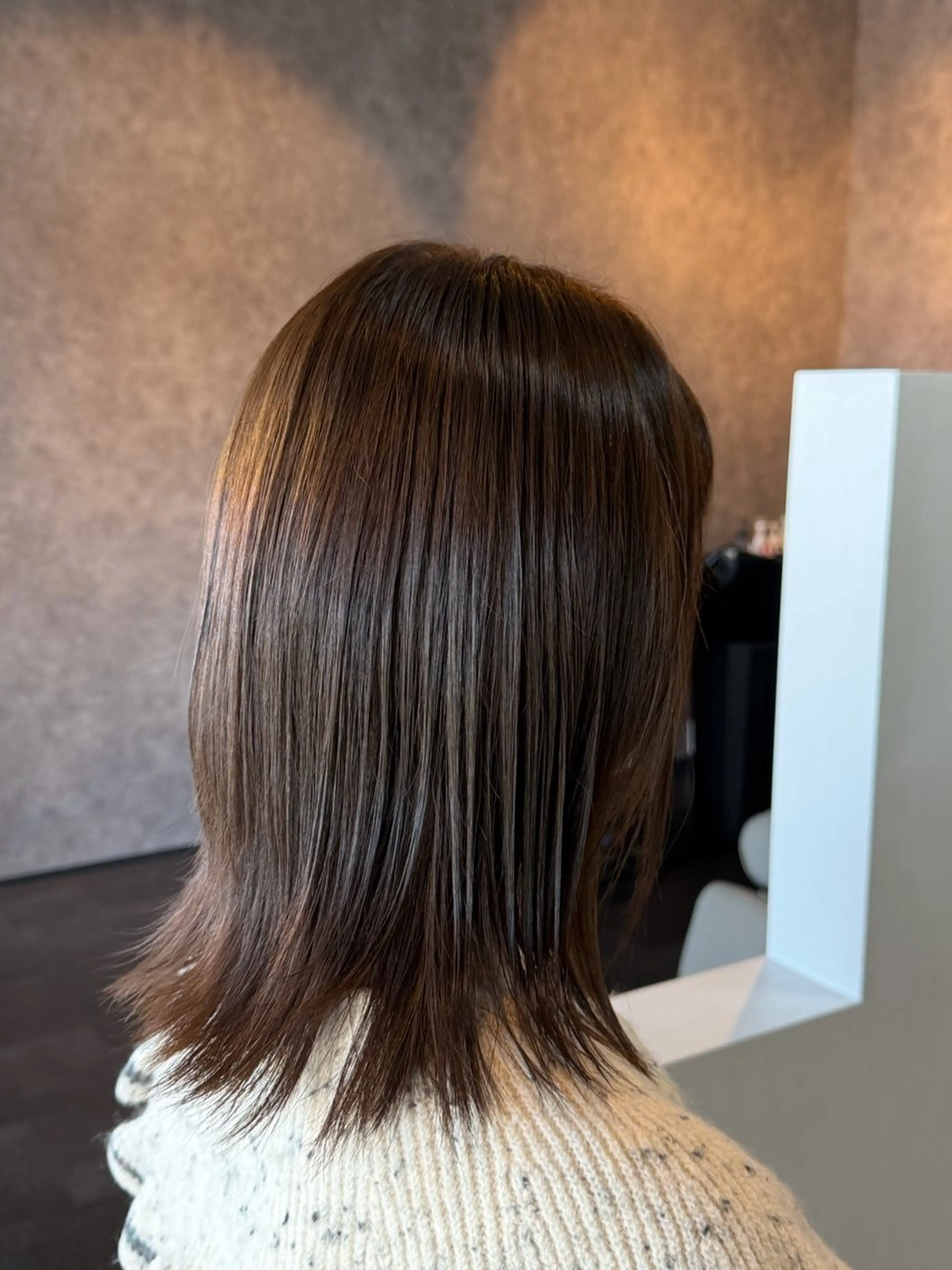 ミディアム カラー 艶カラー×デザイン カラー特化/値賀大樹のヘアスタイル