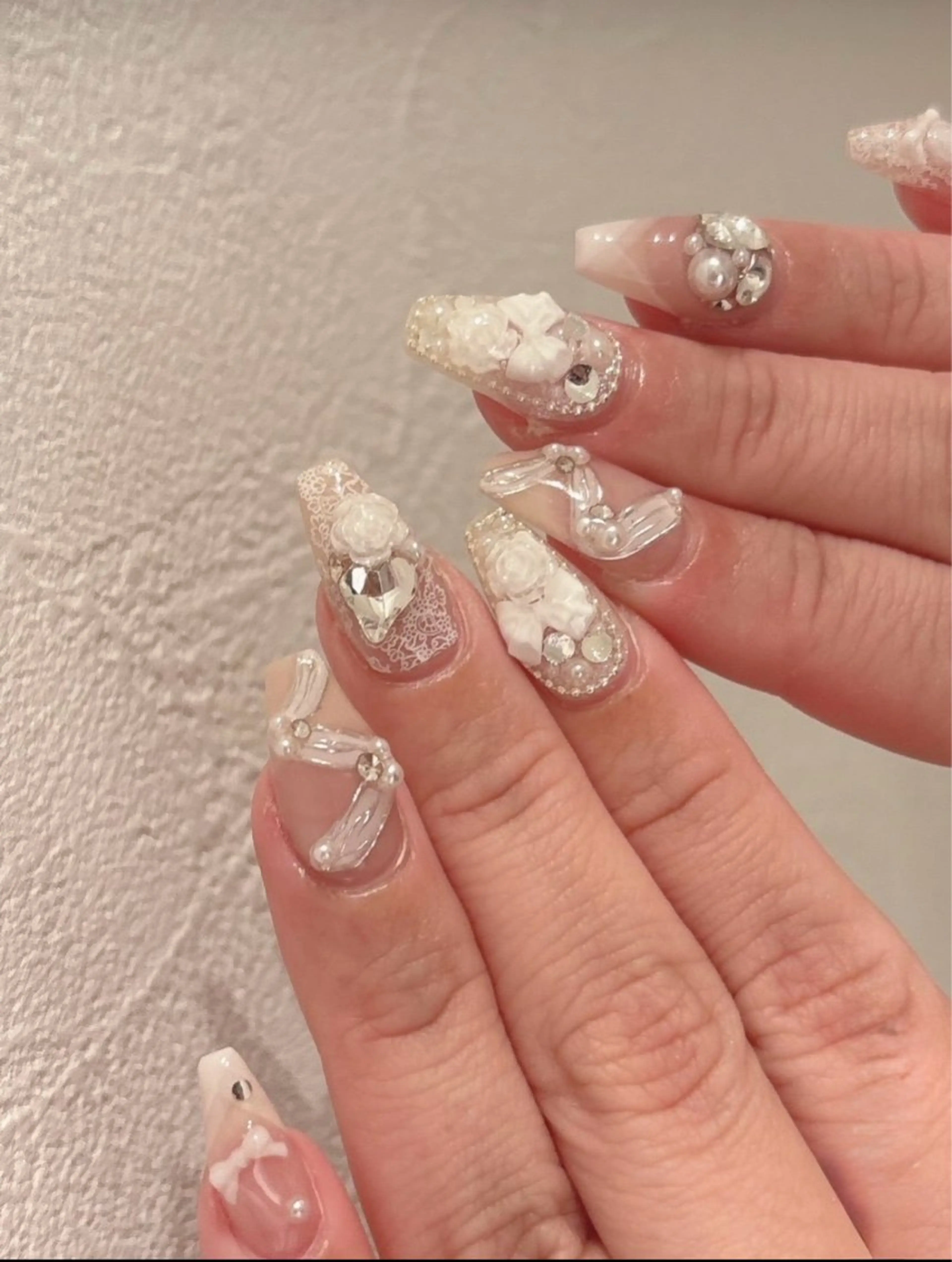 ネイル アートネイル ジェルネイル ガーリー キラキラネイル Nihonthy Nail 新宿のネイルデザイン