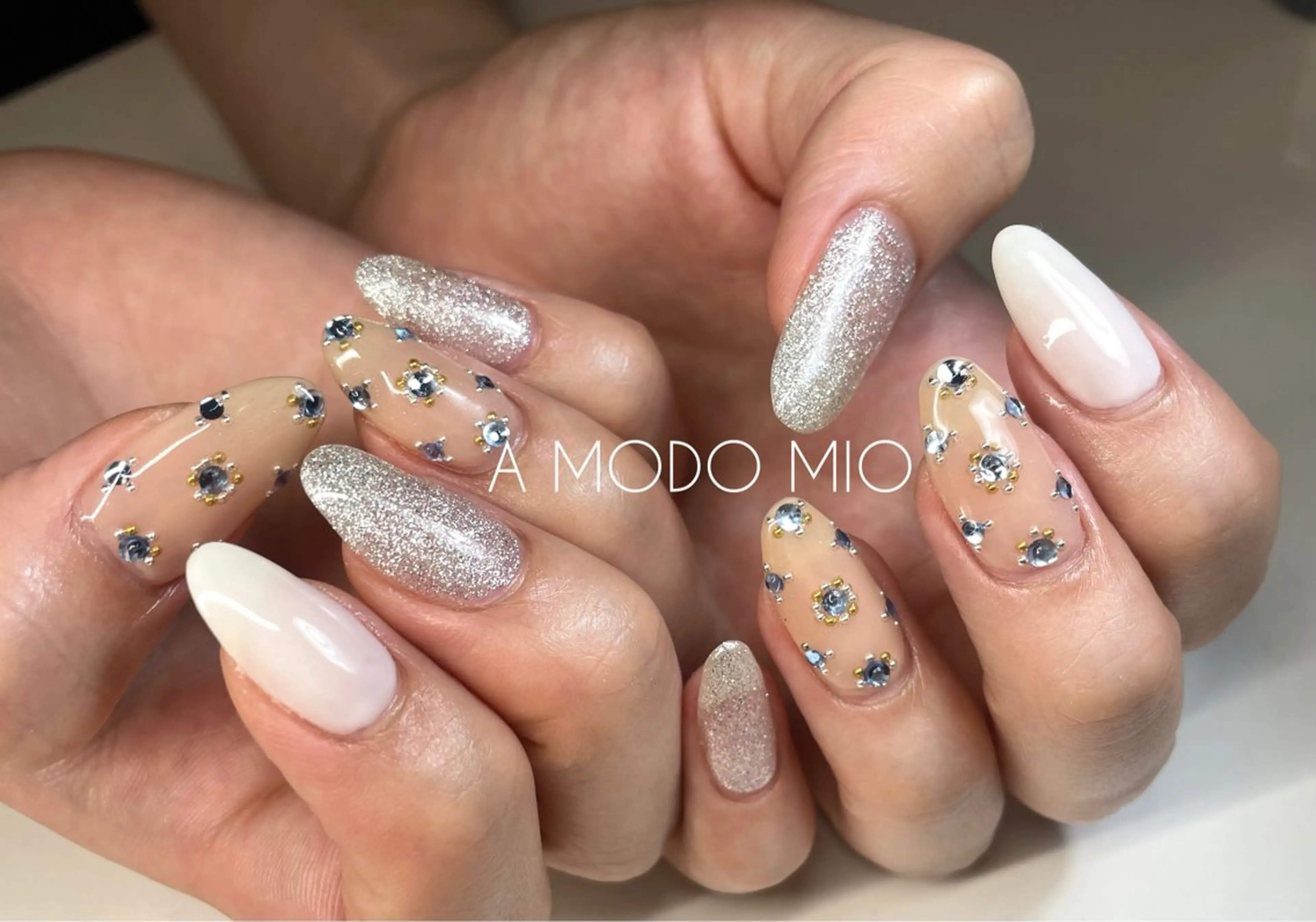 ネイル A MODO MIOのネイルデザイン