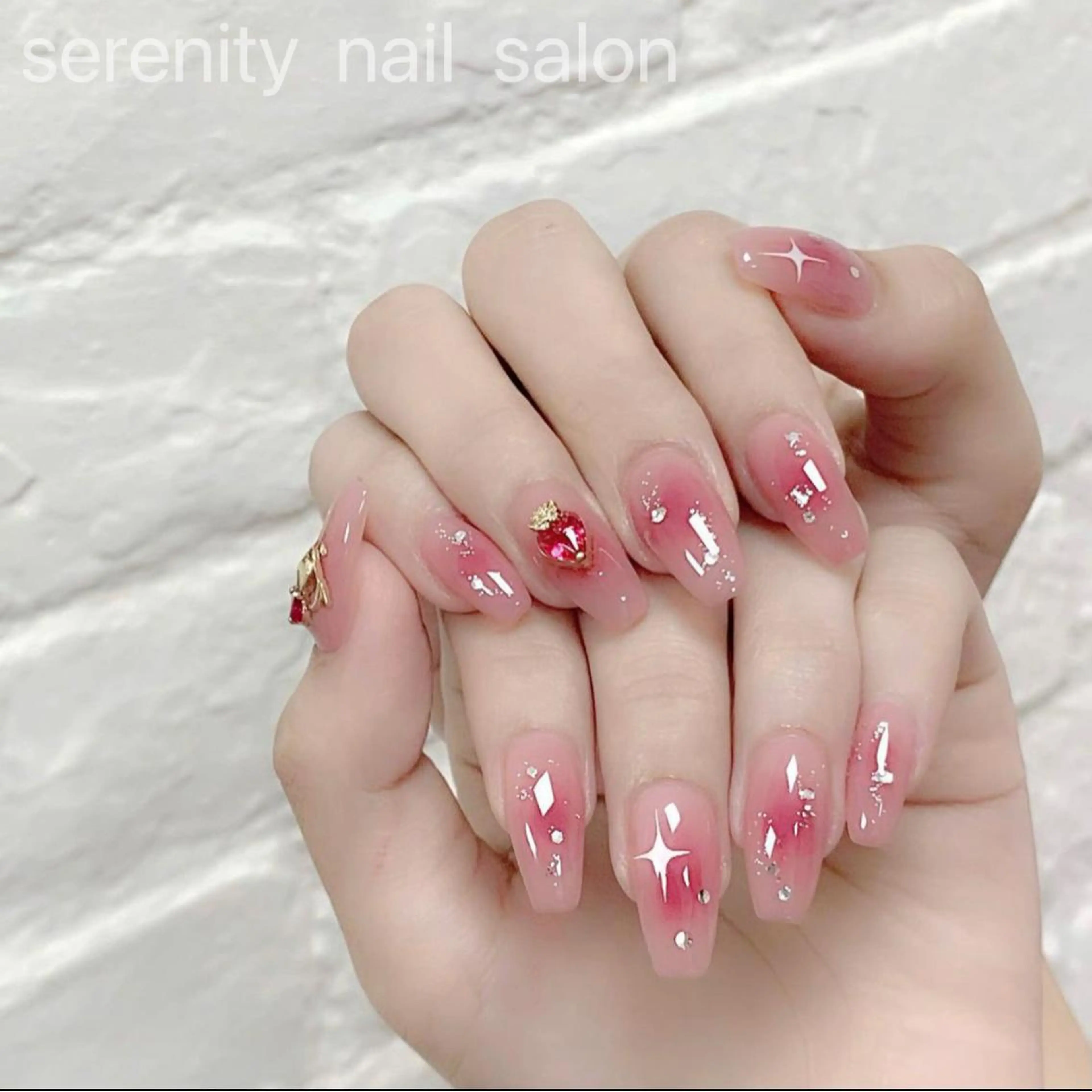 🍒【オフ込み】😊. 大人気チークネイル(持ち込みデザイン)の写真