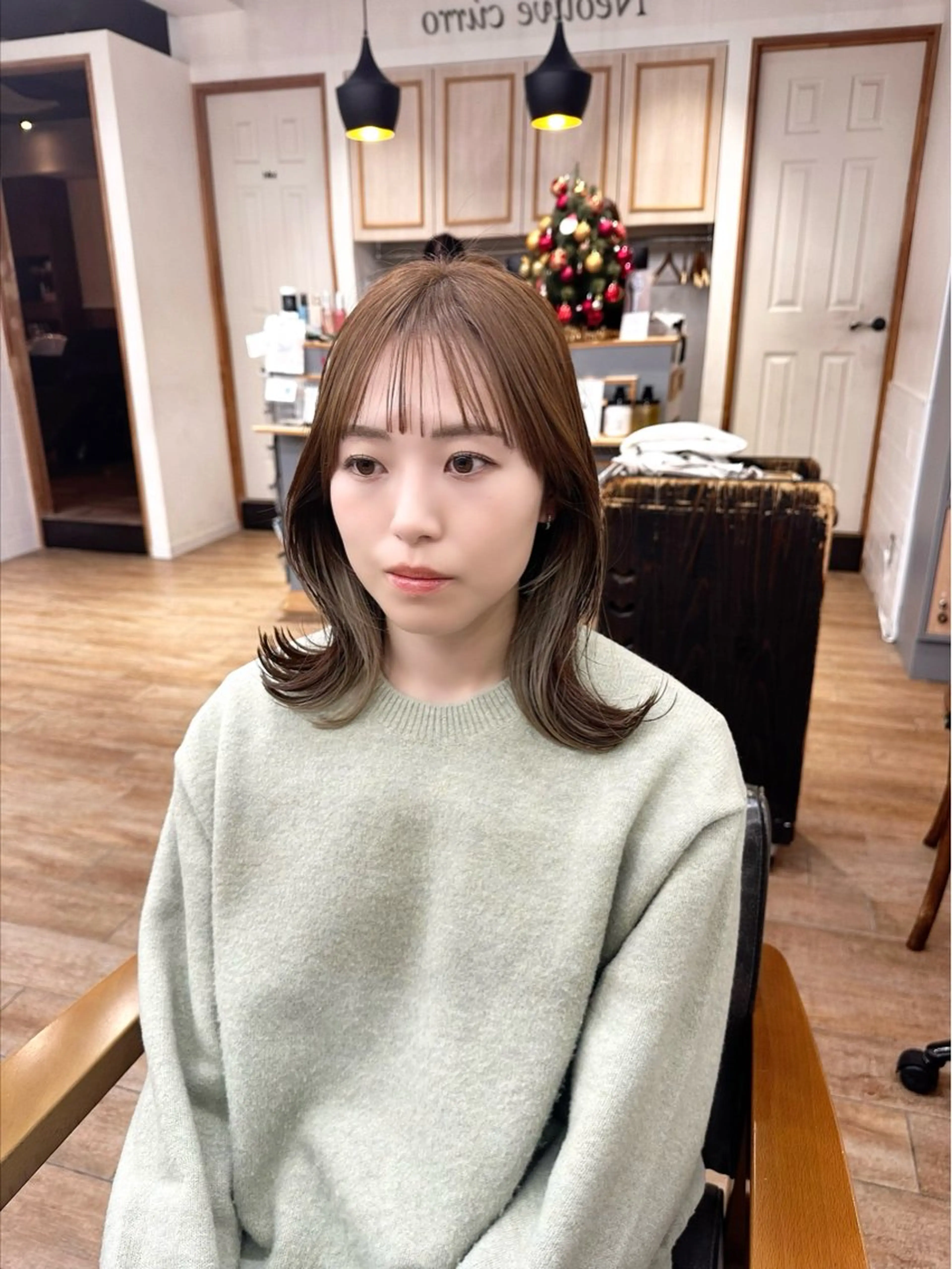 ミディアム カラー パーマ ヘアアレンジ メンズ キッズ レイヤーカット 🌿透け感カラーのヘアスタイル