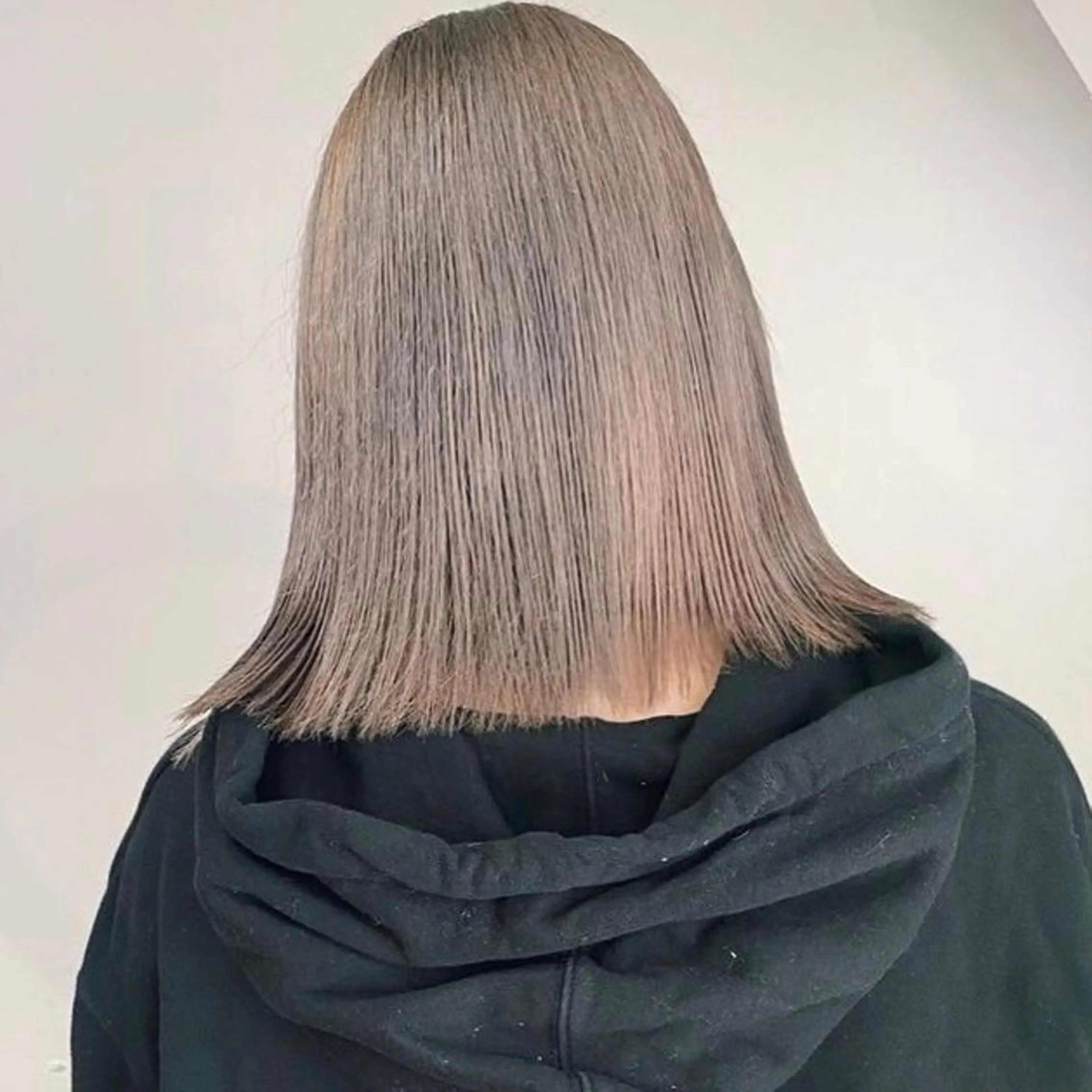 ミディアム カラー ブリーチ ダブルカラー グレージュ ハイトーンカラー イルミナカラー 🧡色落ちまで2度綺 麗なカラー🧡ヨシキのヘアスタイル