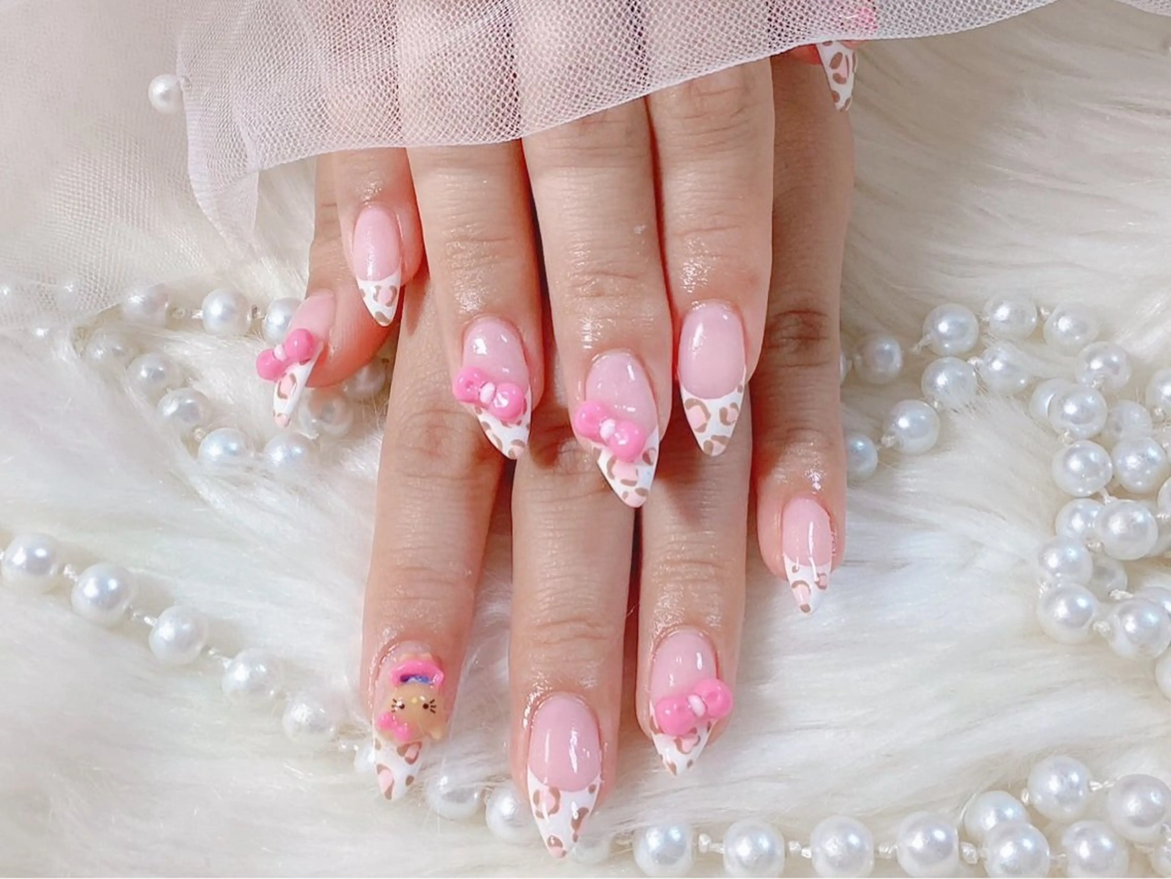 ネイル Hanaai 新大久保店　あすかのネイルデザイン